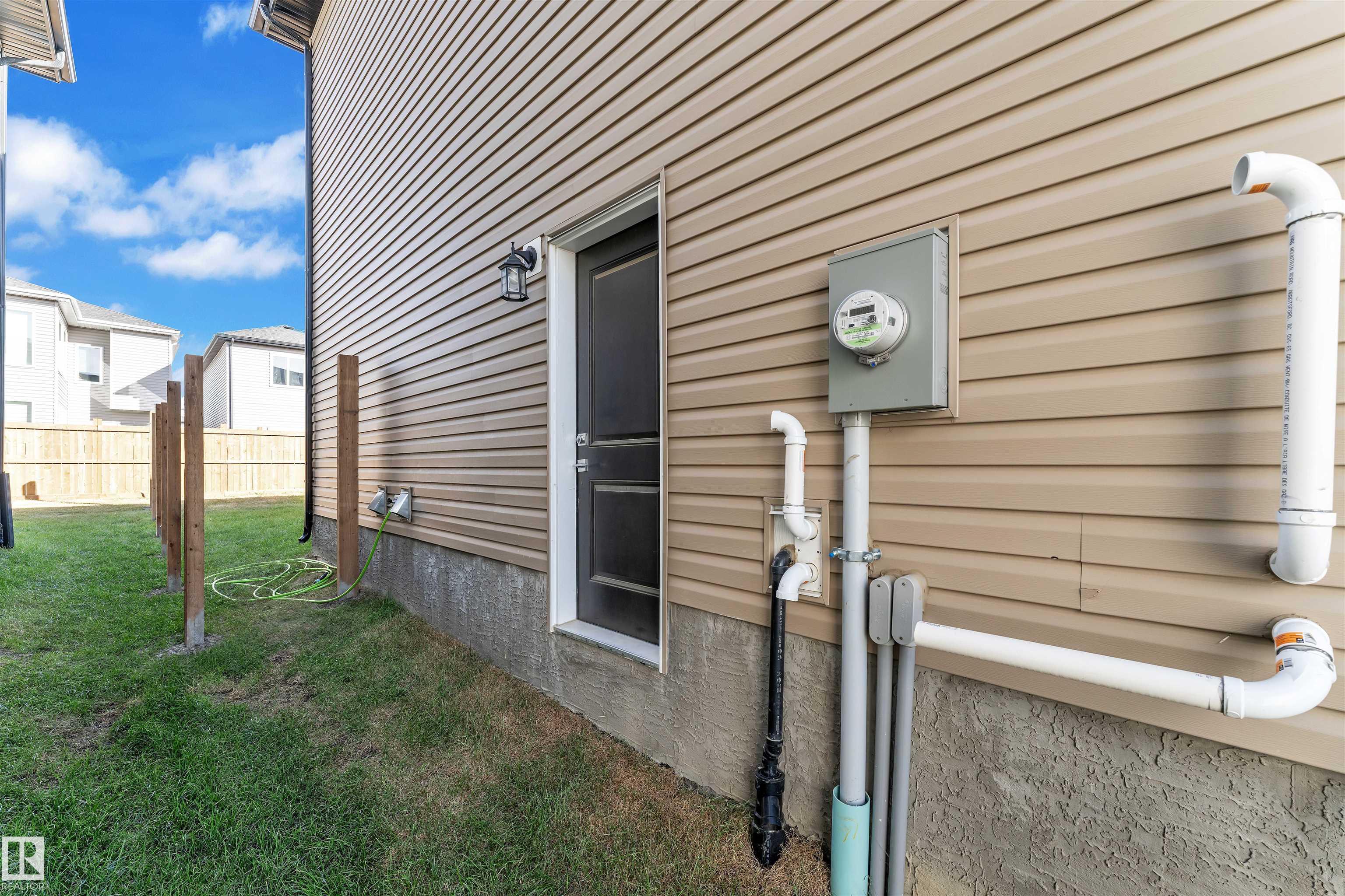 Photo 36 at 3704 41 Avenue, Azur, Beaumont