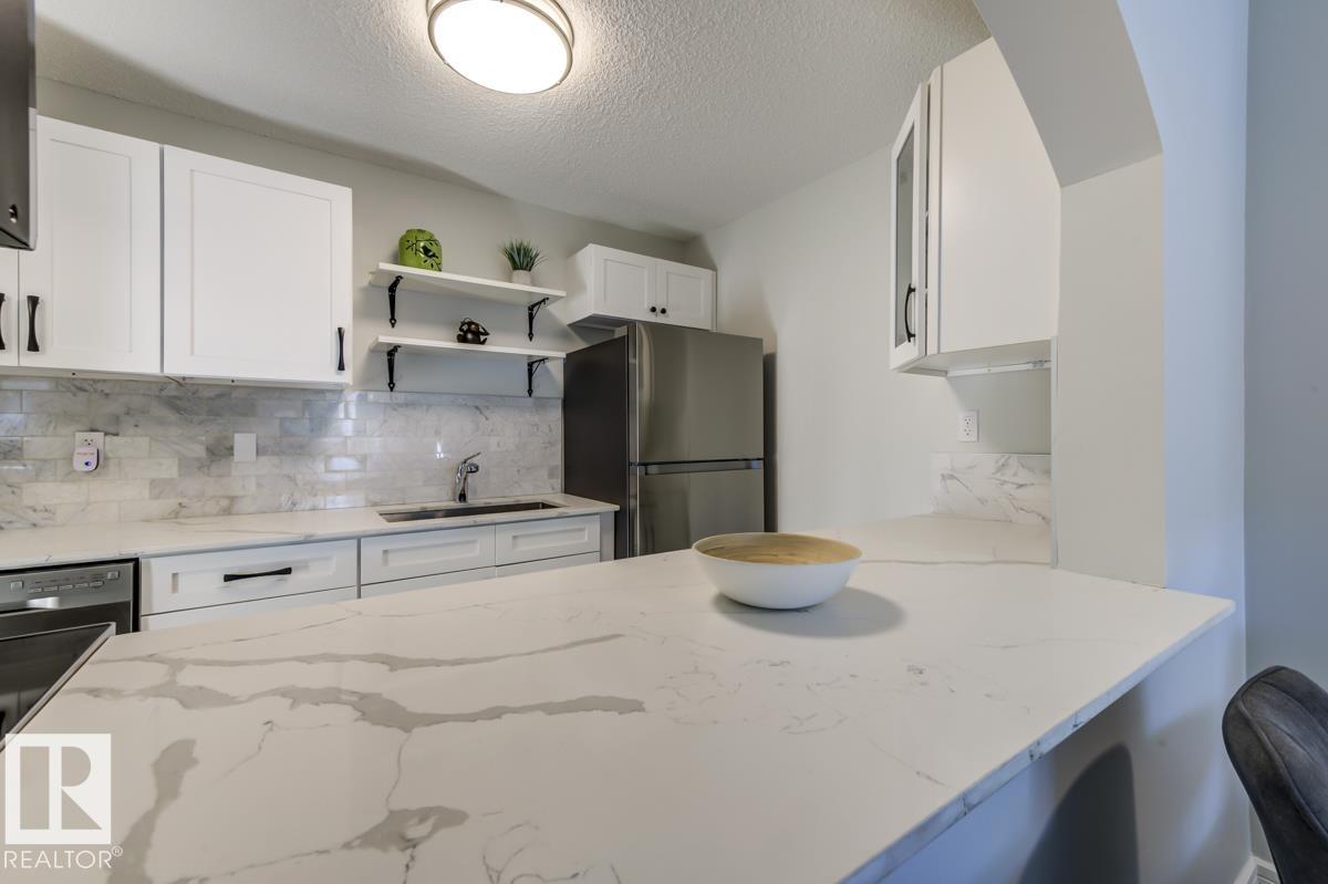 Photo 6 at 105 - 10620 104 Street NW, Central Mcdougall, Edmonton