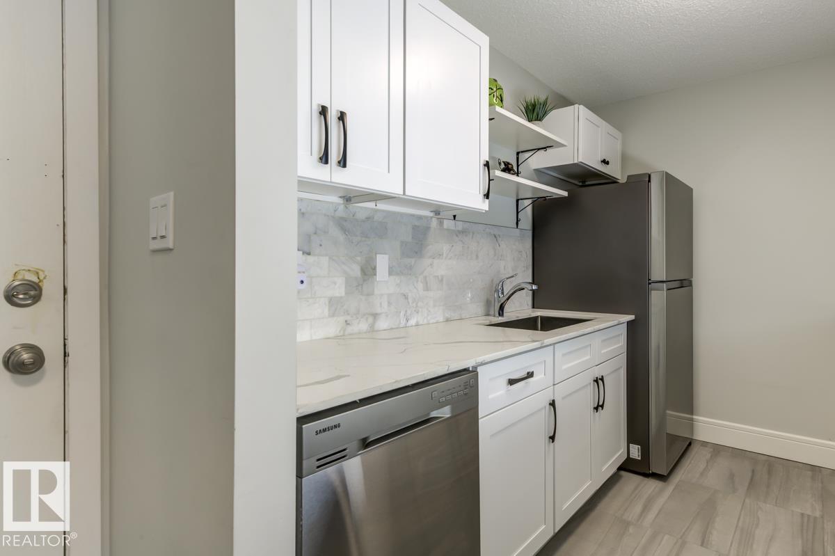 Photo 10 at 105 - 10620 104 Street NW, Central Mcdougall, Edmonton