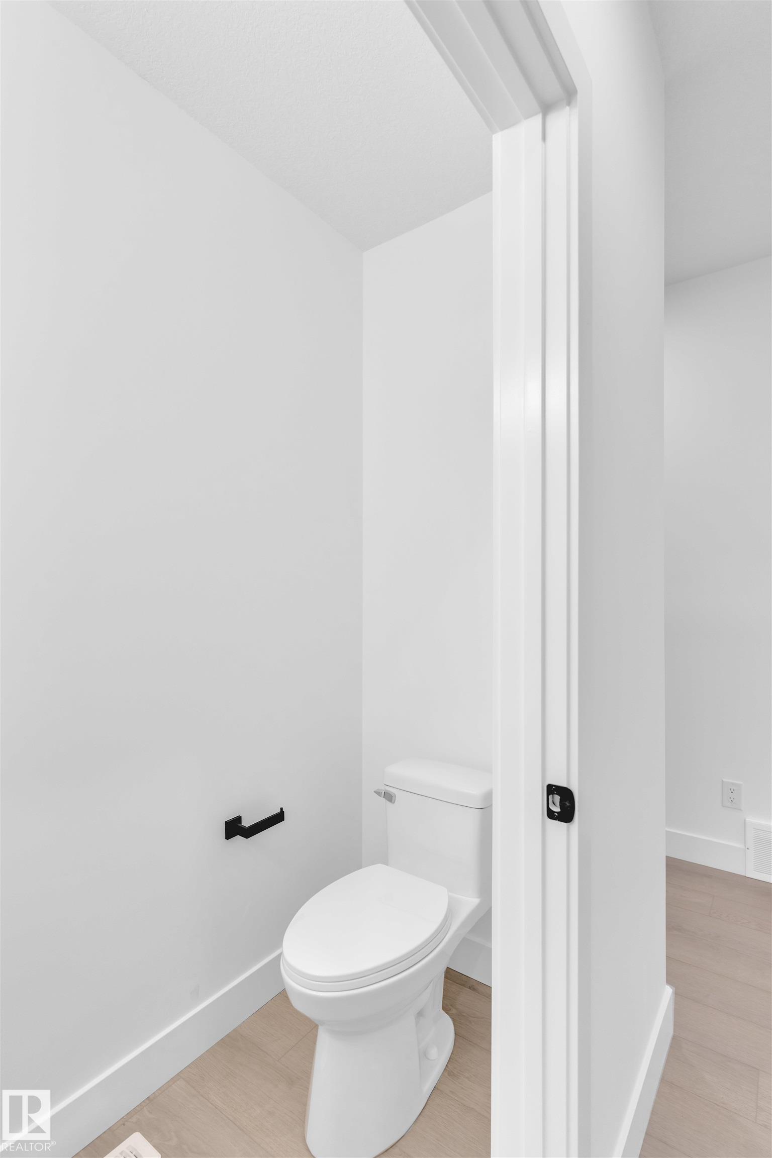 Photo 15 at 188 Munn Way, Meadowview Park, Leduc