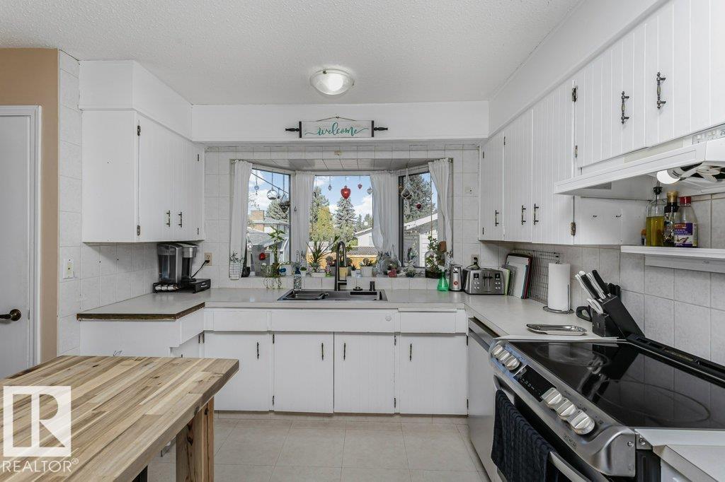 Photo 13 at 27 Millgrove Drive, Millgrove, Spruce Grove