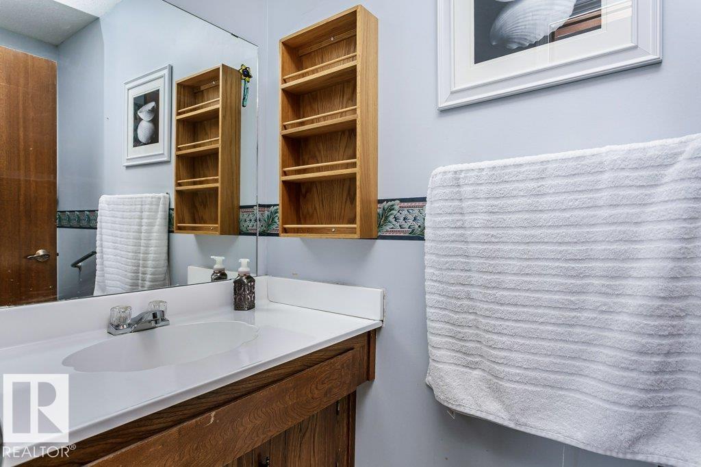 Photo 18 at 27 Millgrove Drive, Millgrove, Spruce Grove