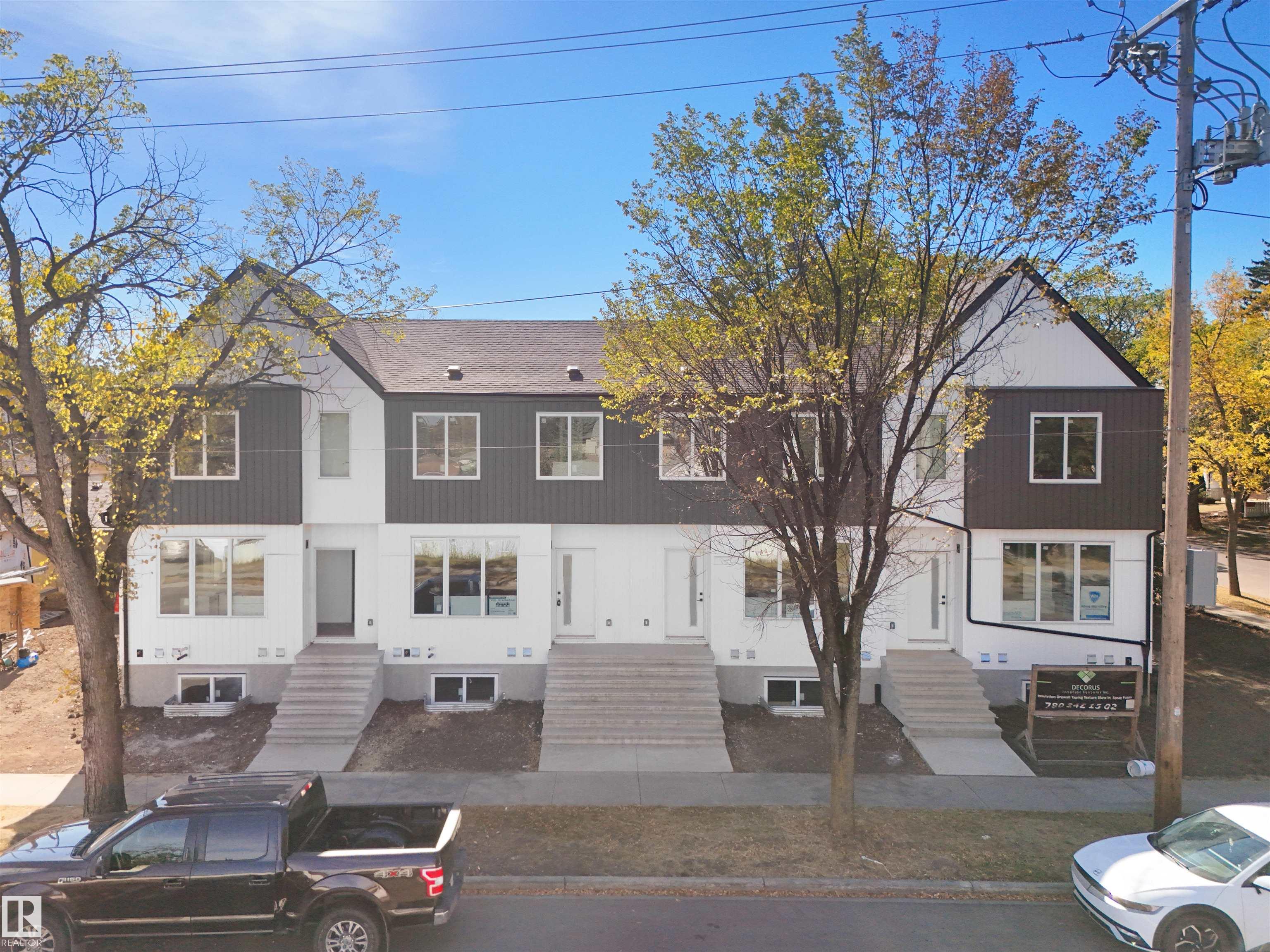 10121 122 Avenue NW, Westwood, Edmonton photo number 2