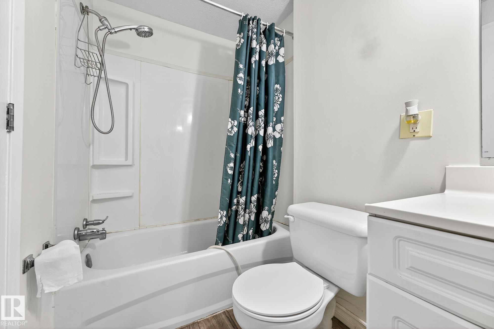 Photo 30 at 158 Mayfair Mews NW, Northmount, Edmonton