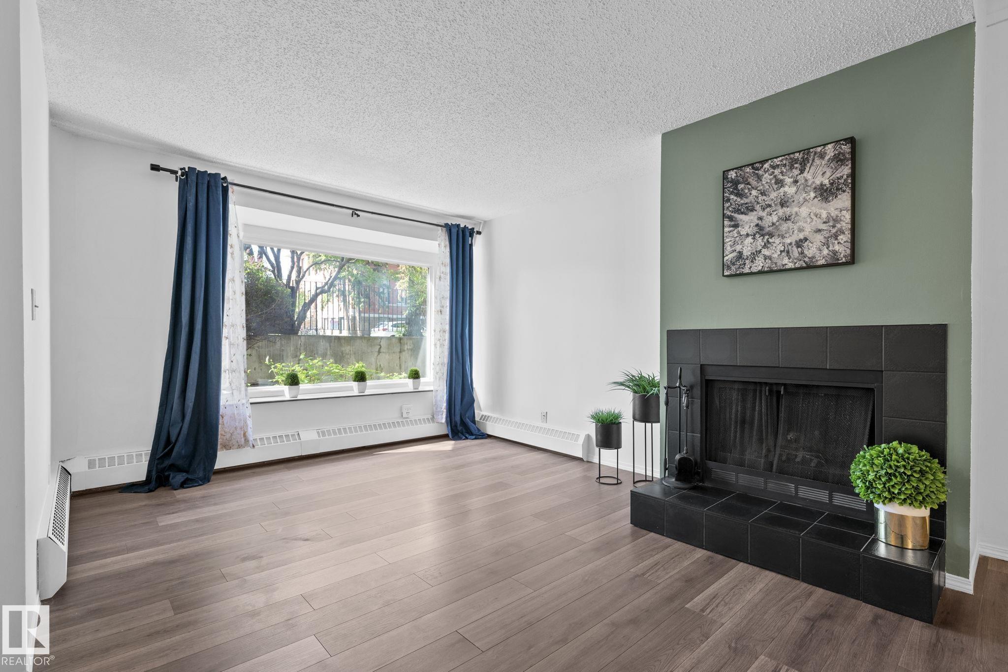 Photo 5 at 10520 84 Avenue NW, Strathcona, Edmonton