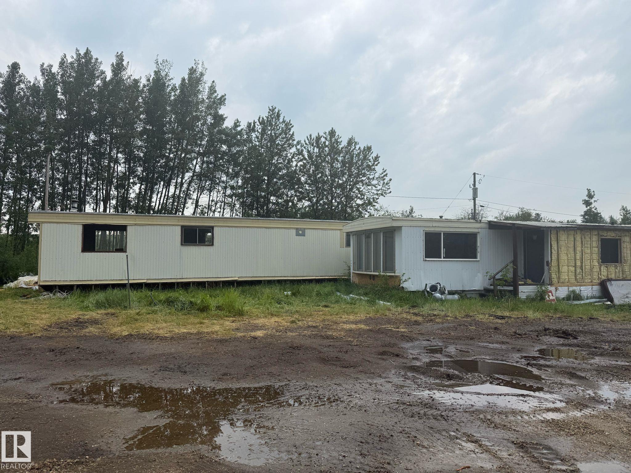 Photo 2 at 6127 Hghway 16, None, Rural Parkland County
