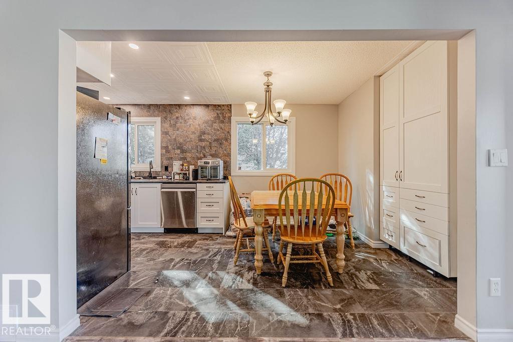 Photo 9 at 44 Wellington Crescent, Woodhaven, Spruce Grove