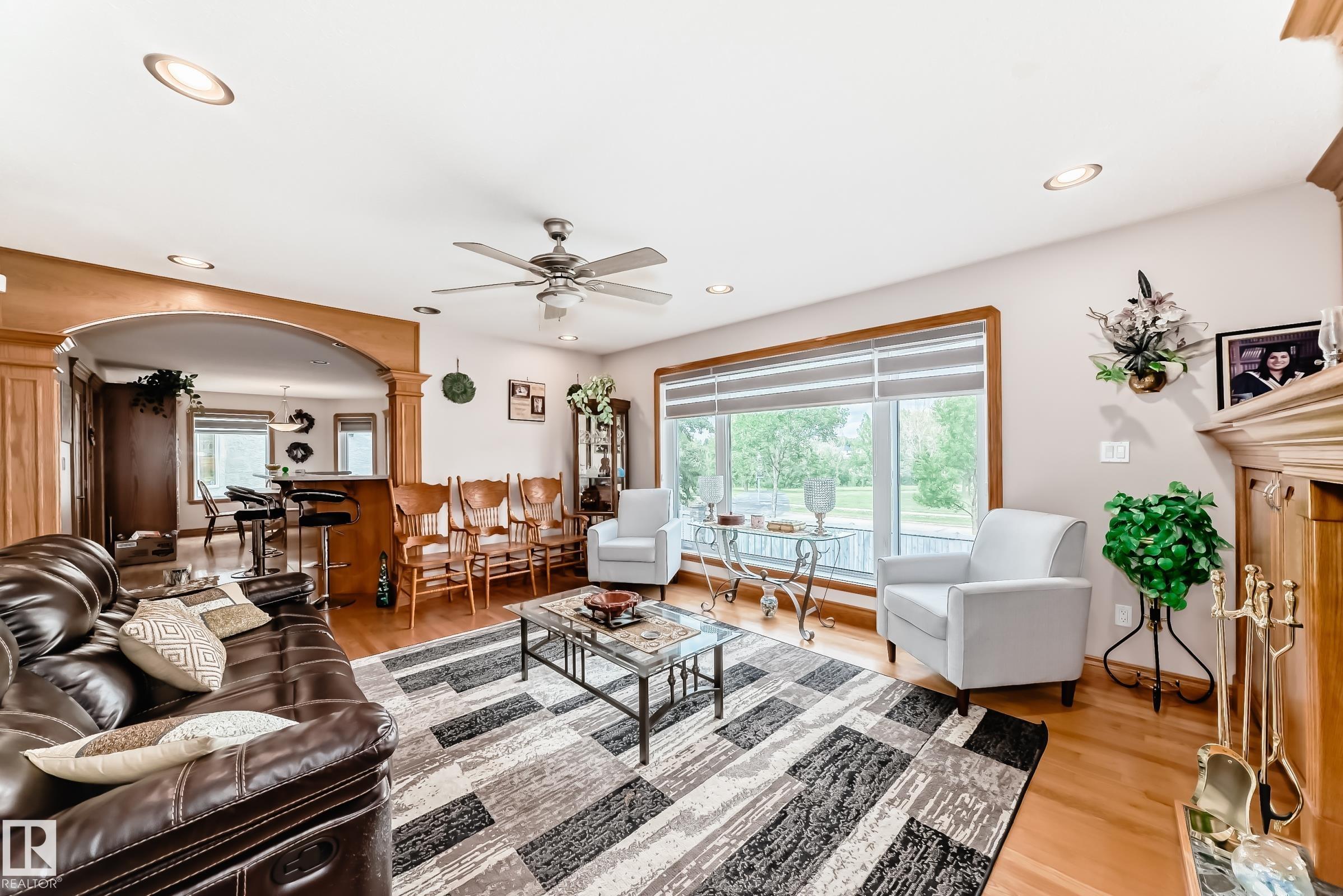 Photo 12 at 619 Kulway Place NW, Kiniski Gardens, Edmonton