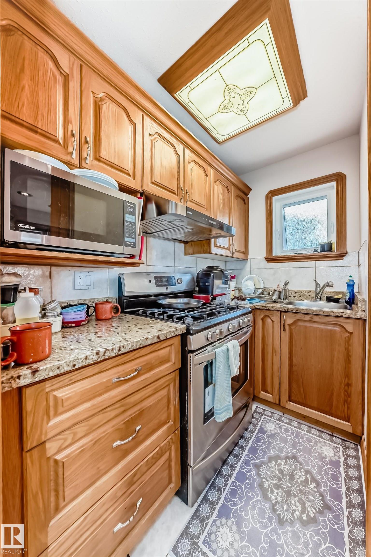 Photo 15 at 619 Kulway Place NW, Kiniski Gardens, Edmonton