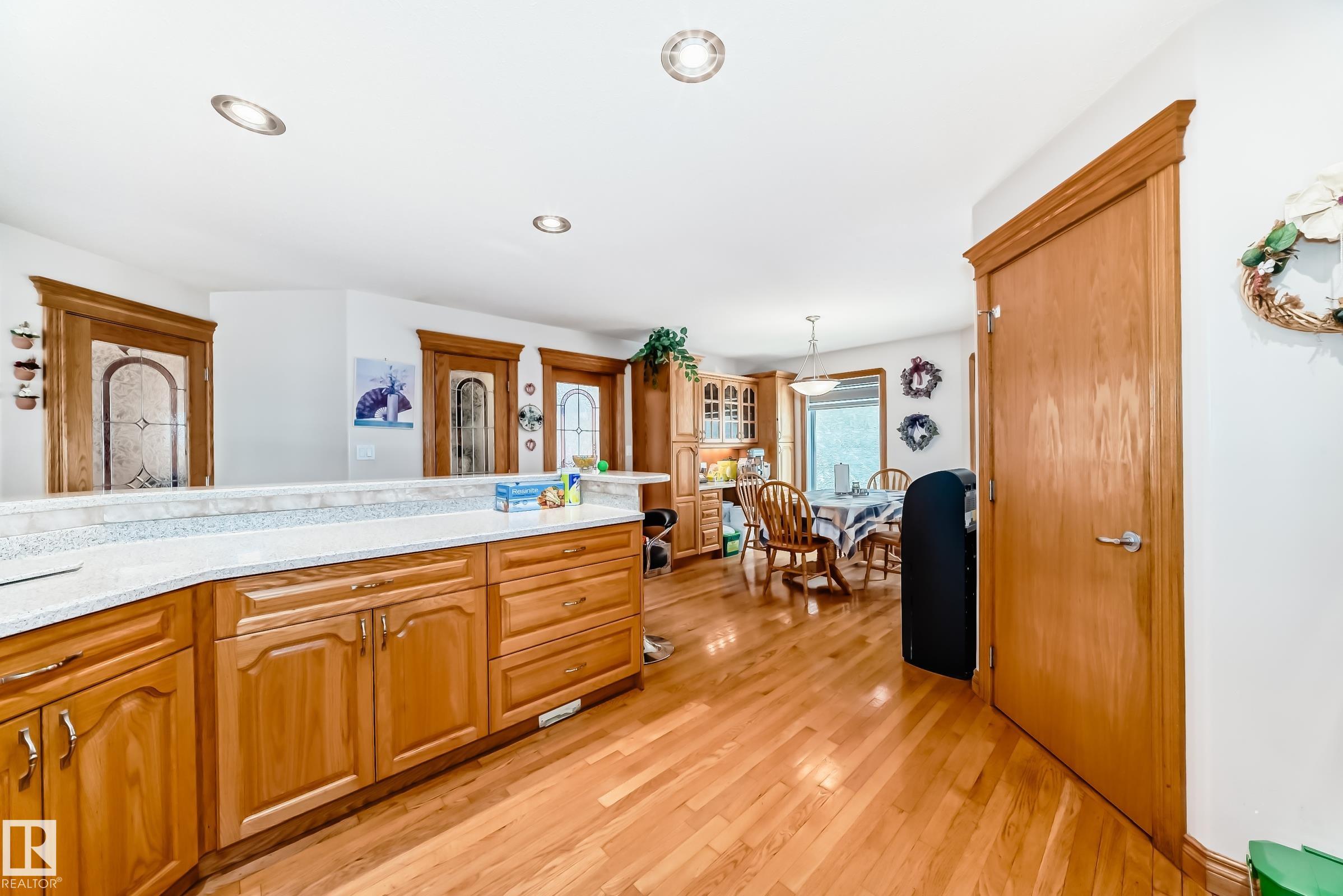 Photo 19 at 619 Kulway Place NW, Kiniski Gardens, Edmonton