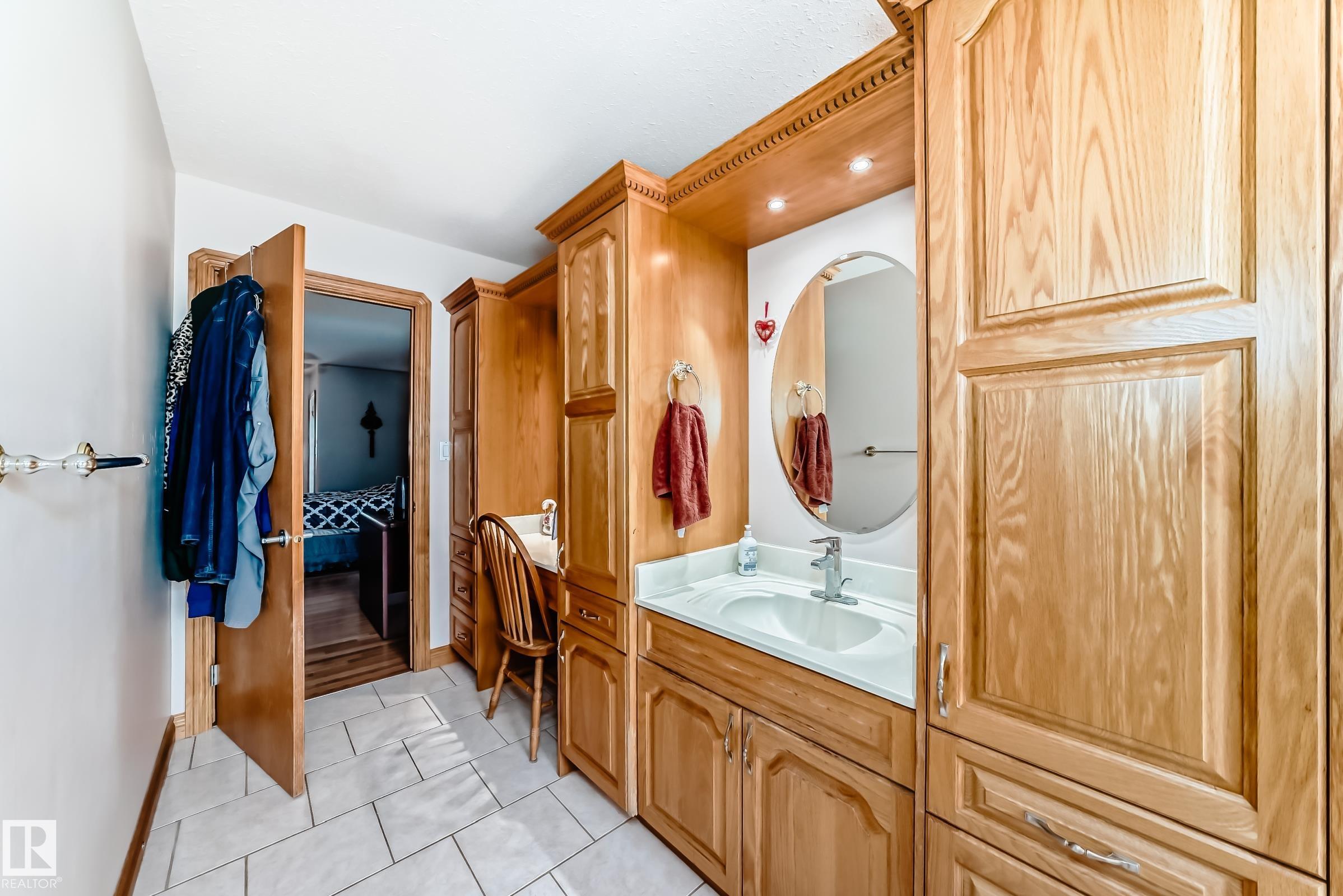 Photo 30 at 619 Kulway Place NW, Kiniski Gardens, Edmonton