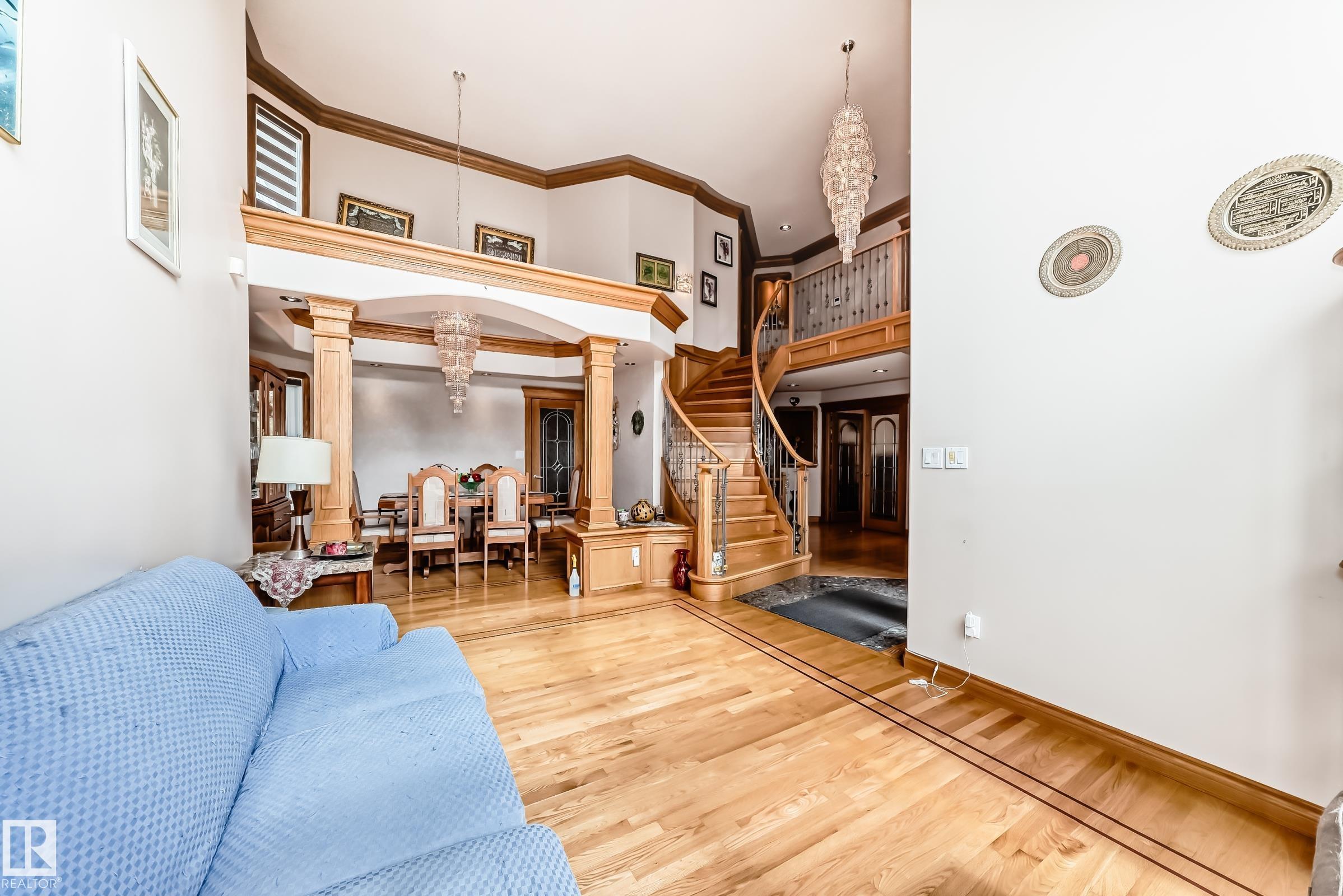 Photo 7 at 619 Kulway Place NW, Kiniski Gardens, Edmonton