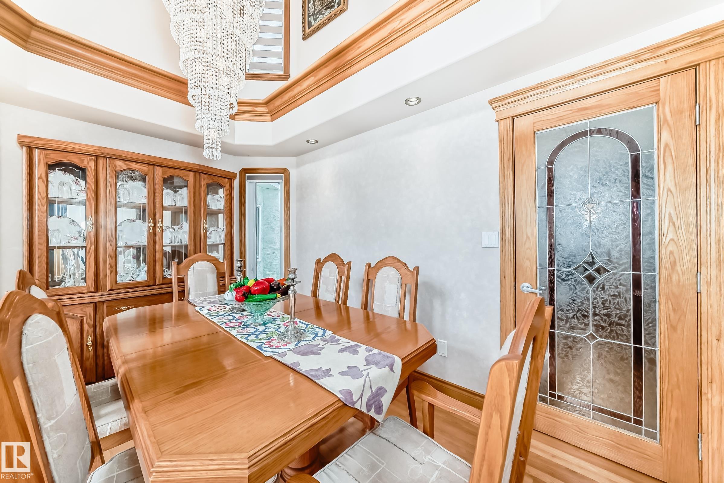 Photo 9 at 619 Kulway Place NW, Kiniski Gardens, Edmonton