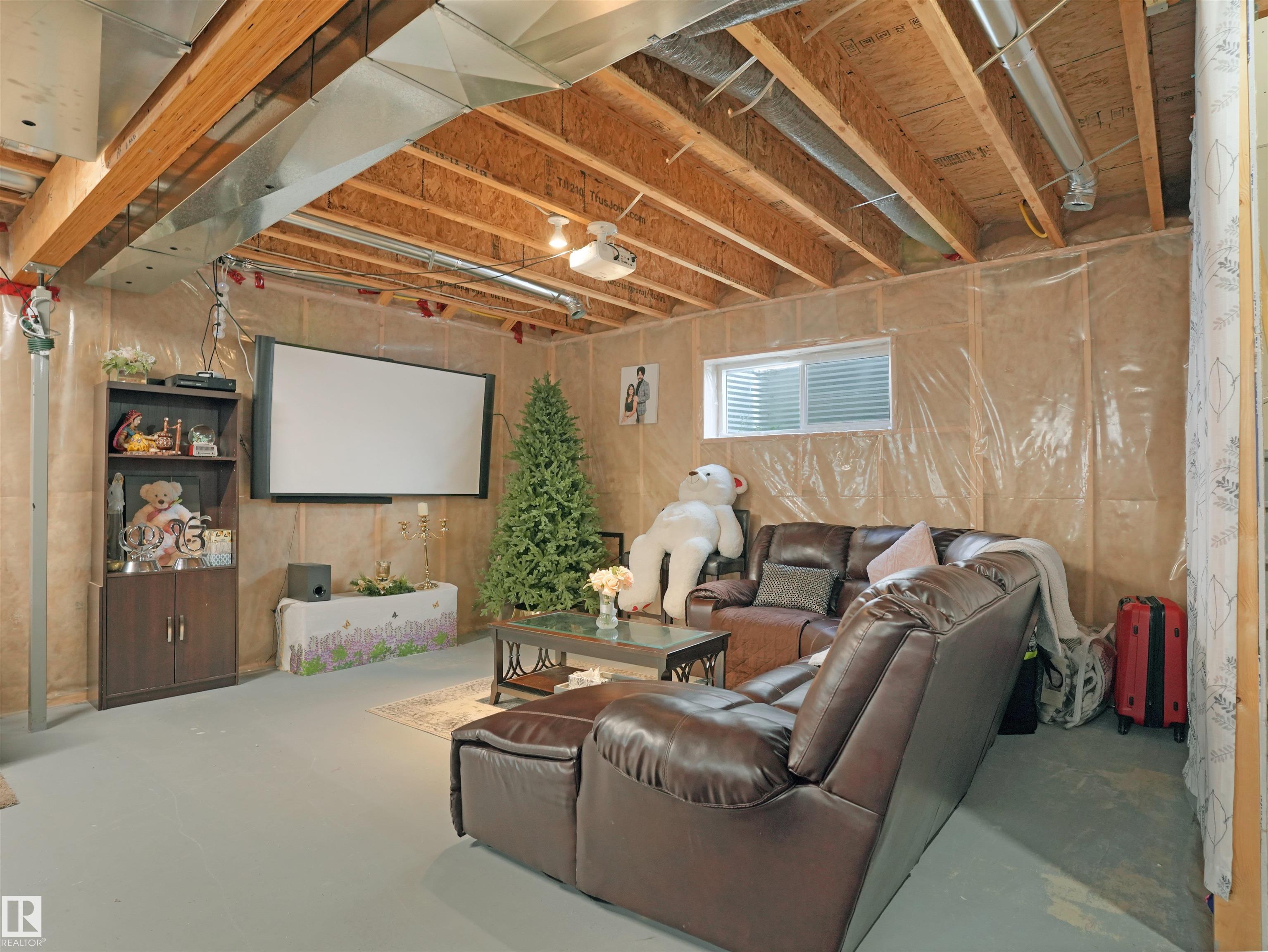 Photo 45 at 110 Rue Montalet, Dansereau Meadows, Beaumont