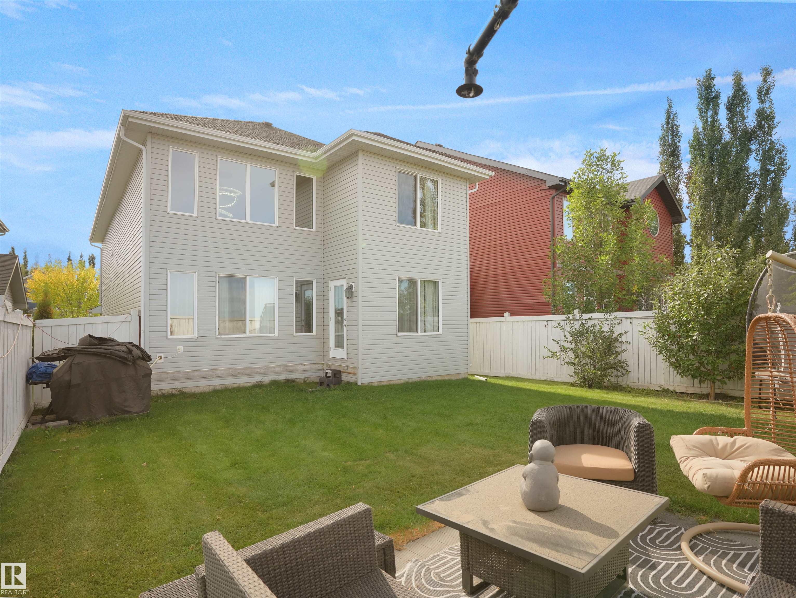 Photo 51 at 110 Rue Montalet, Dansereau Meadows, Beaumont