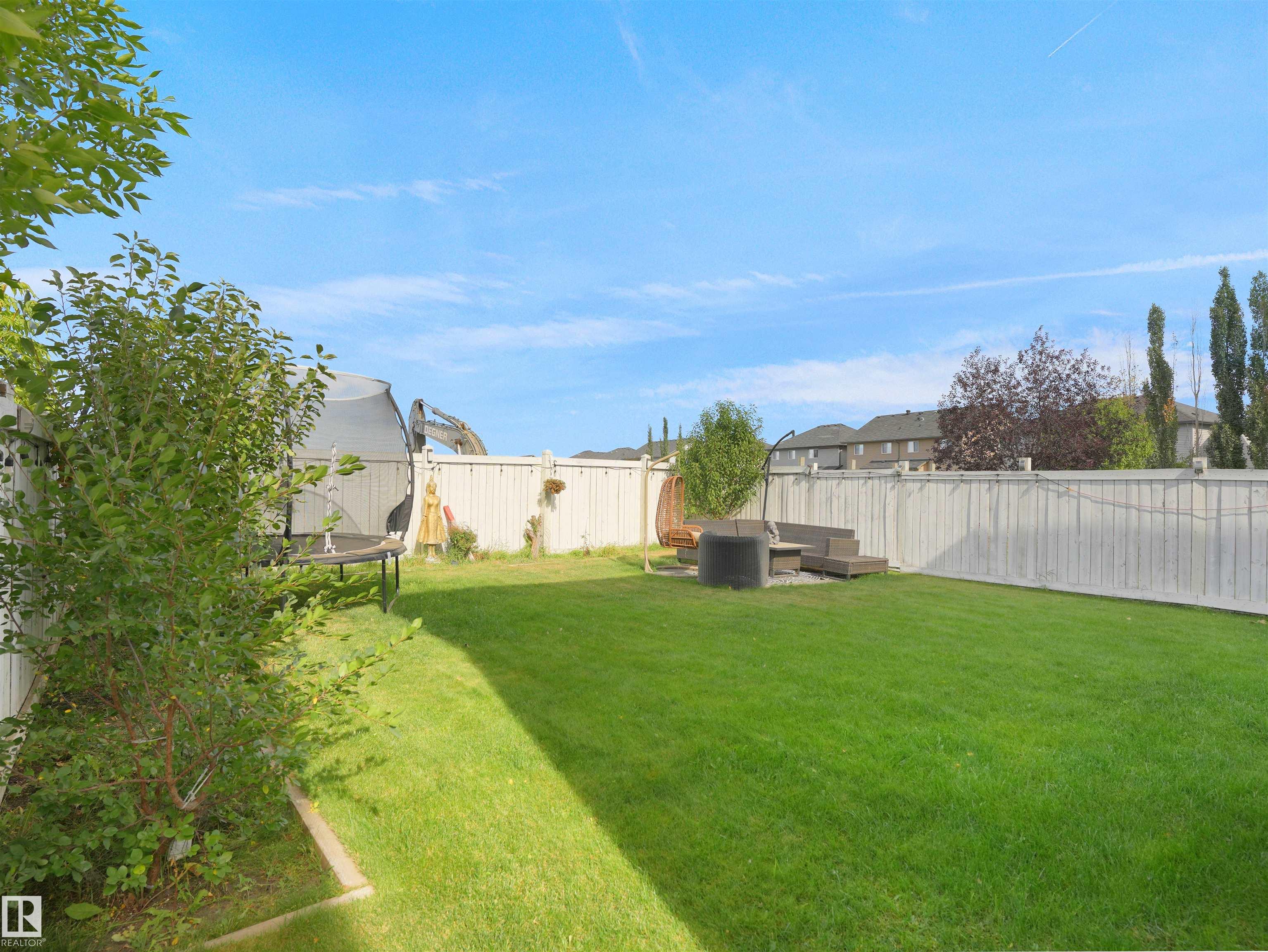 Photo 53 at 110 Rue Montalet, Dansereau Meadows, Beaumont