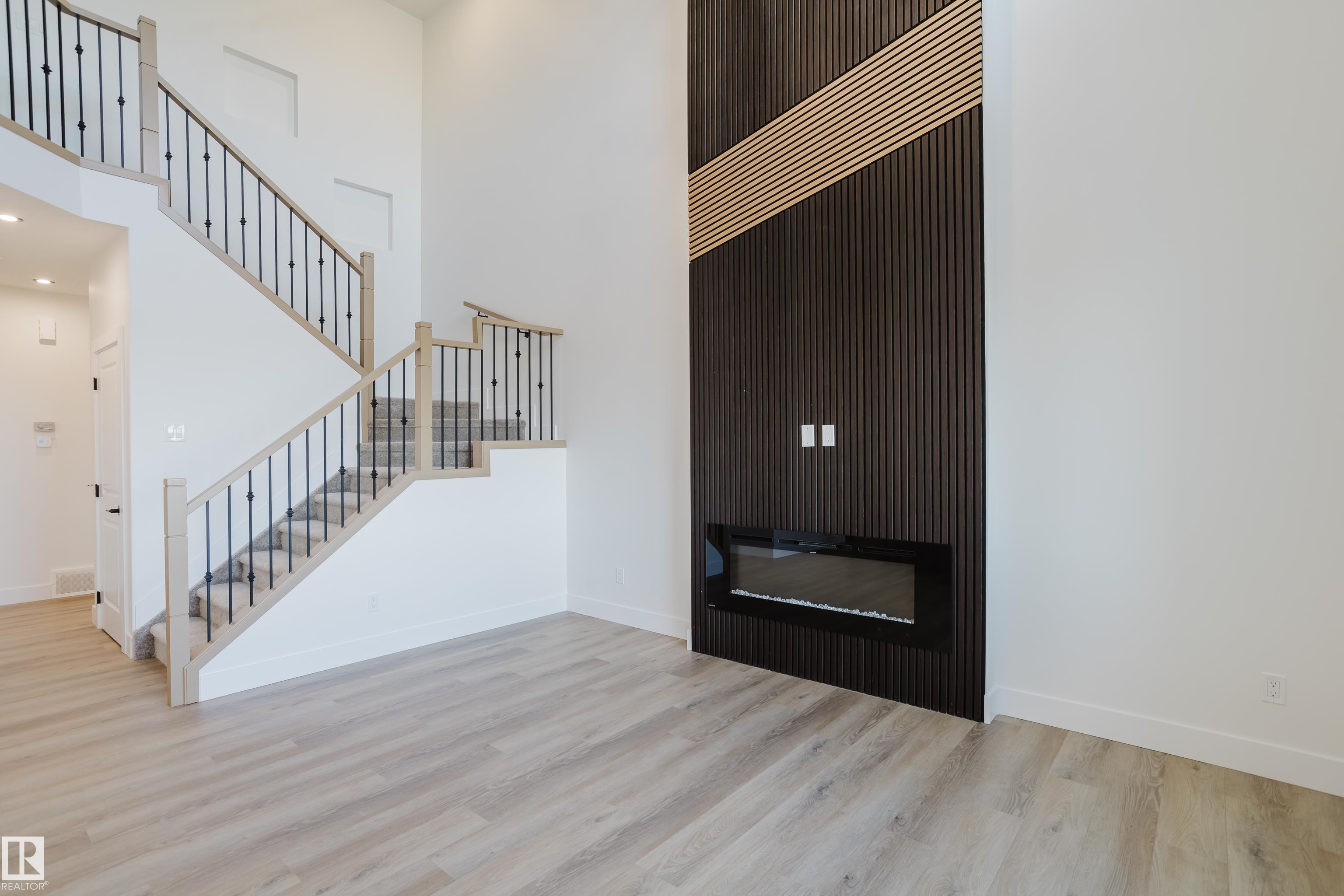 Photo 20 at 325 Bluff Cove, Black Stone, Leduc