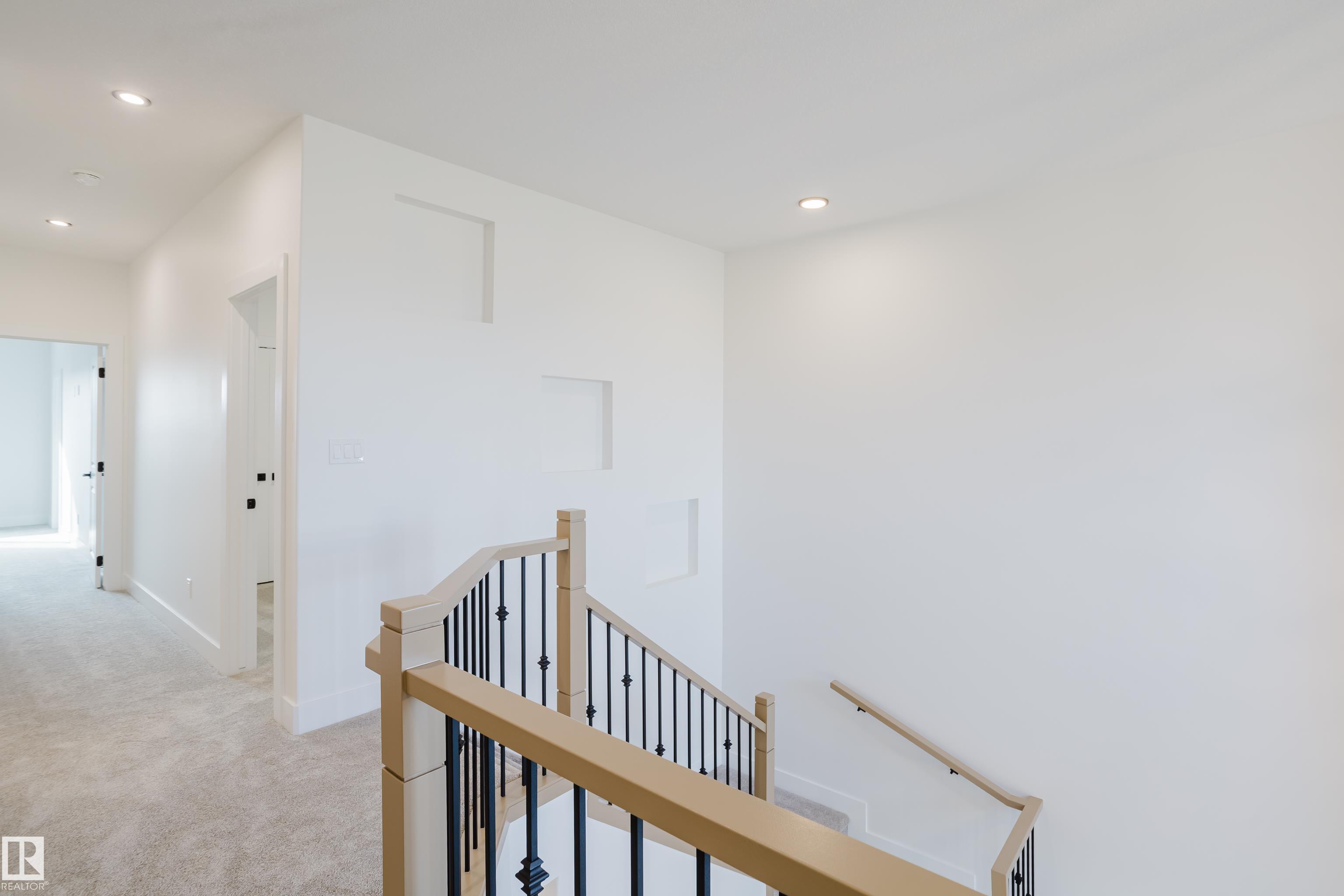 Photo 32 at 325 Bluff Cove, Black Stone, Leduc