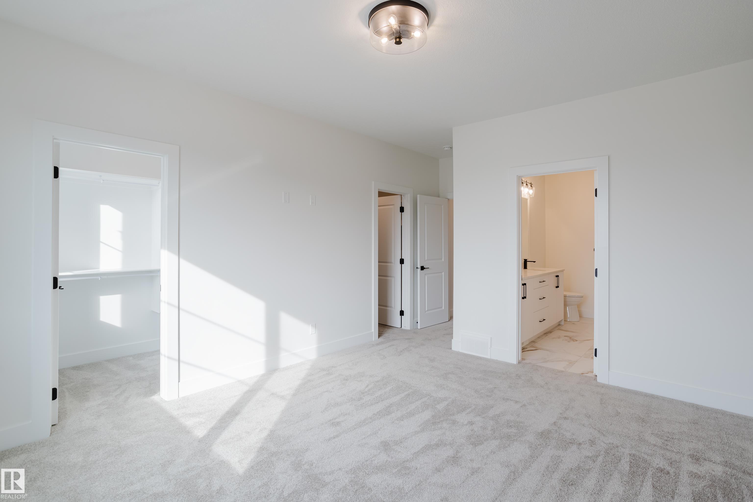 Photo 40 at 325 Bluff Cove, Black Stone, Leduc