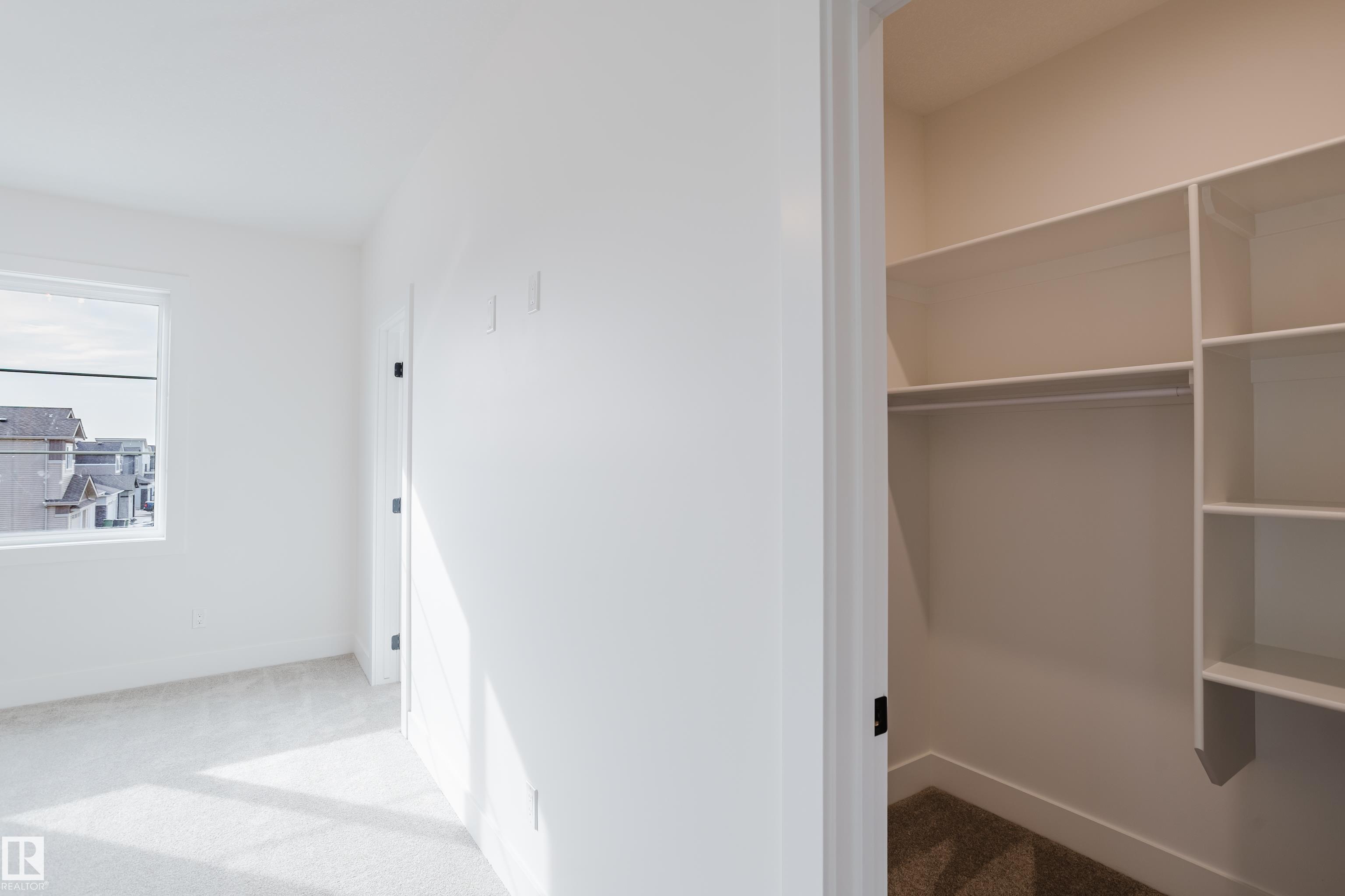 Photo 44 at 325 Bluff Cove, Black Stone, Leduc