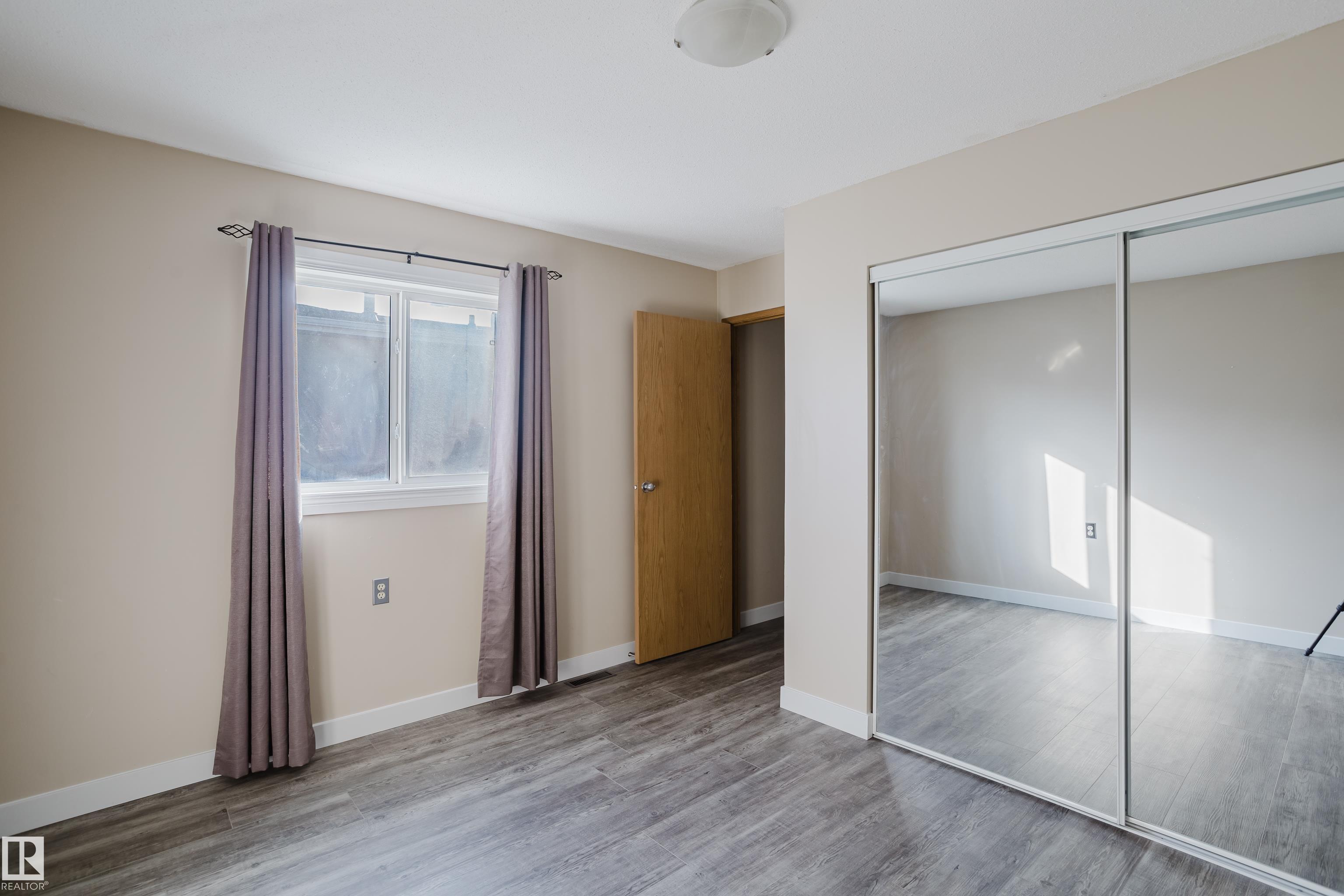 Photo 22 at 17723 95 Street NW, Lago Lindo, Edmonton