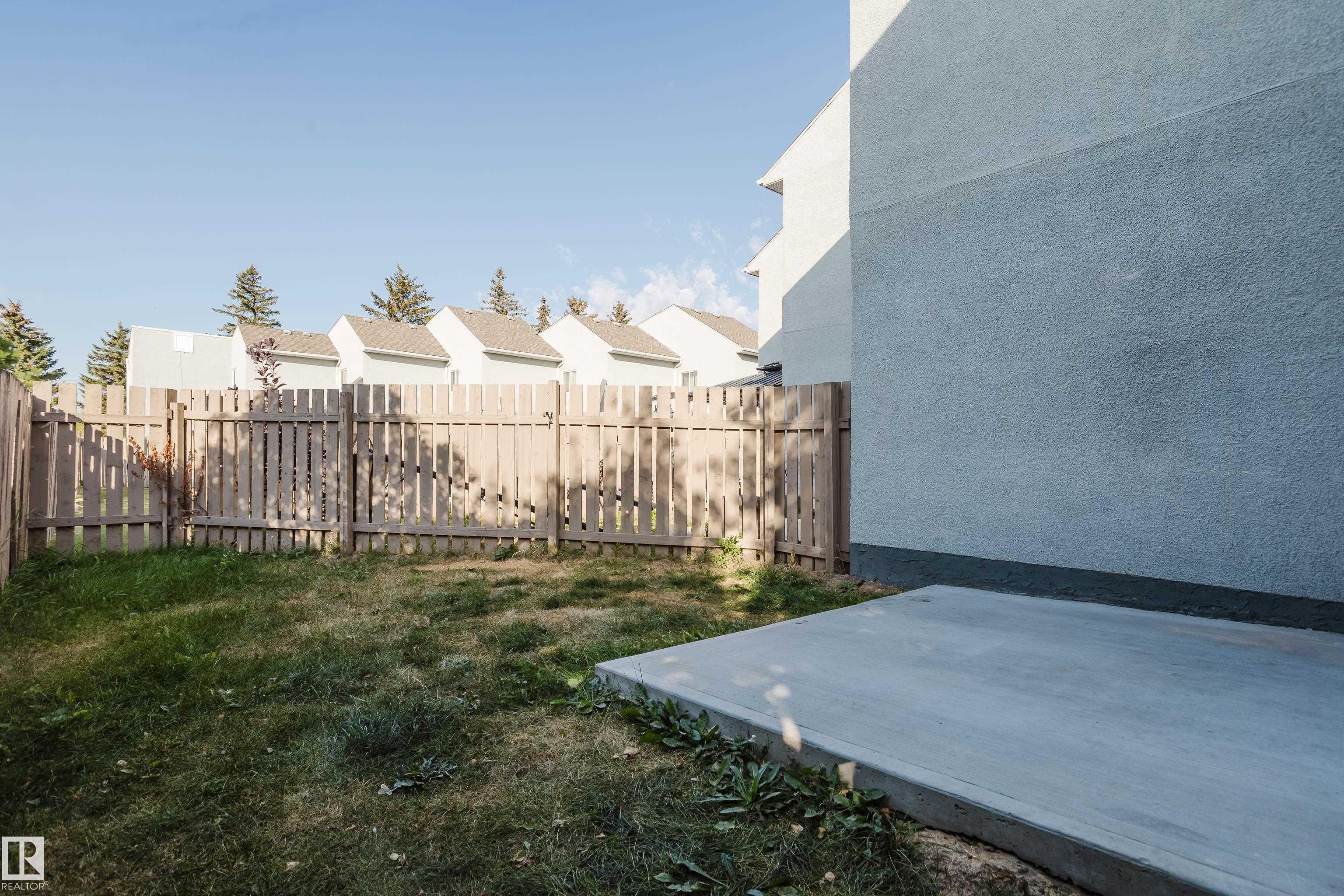 Photo 27 at 17723 95 Street NW, Lago Lindo, Edmonton