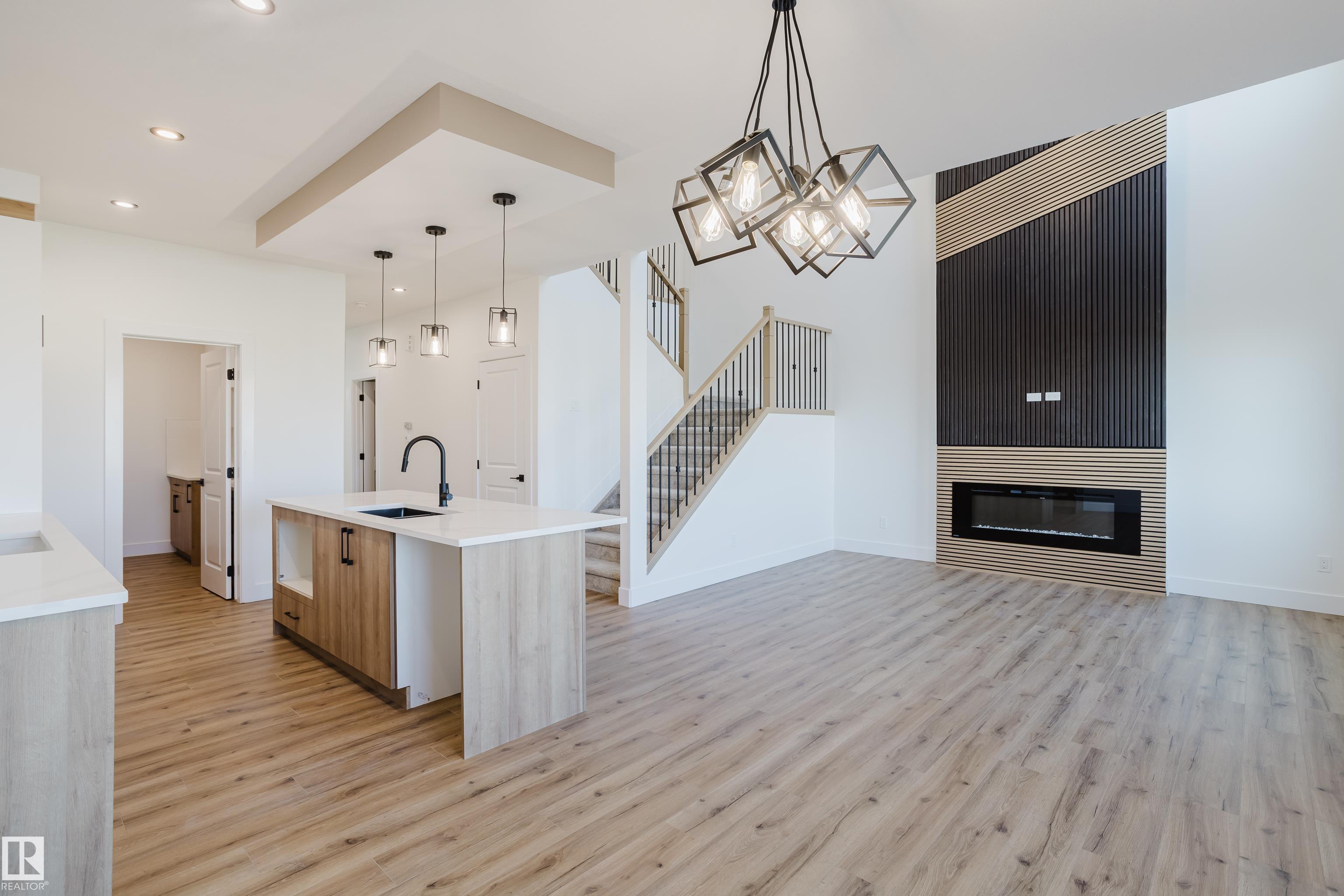 Photo 16 at 331 Bluff Cove, Black Stone, Leduc