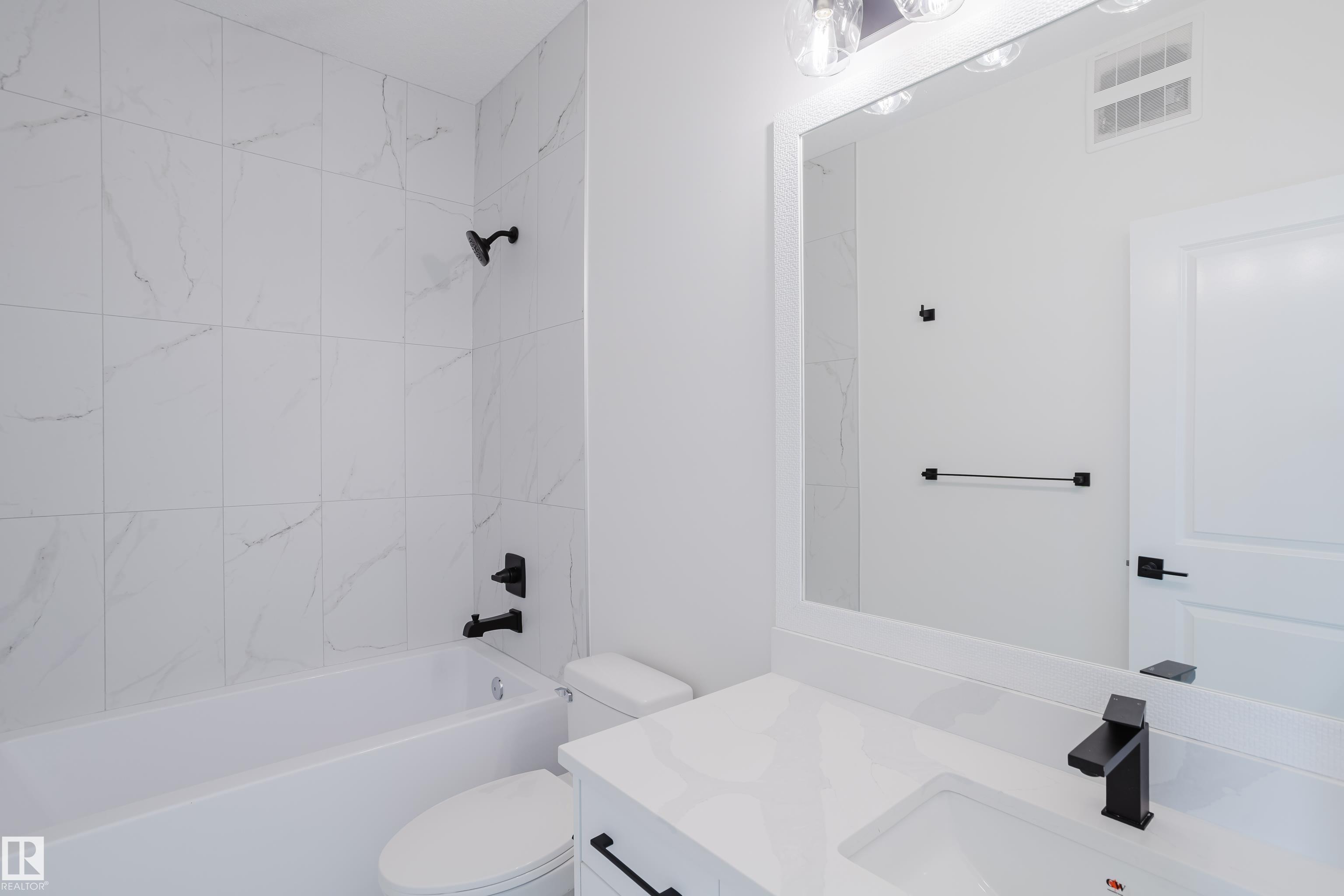 Photo 46 at 331 Bluff Cove, Black Stone, Leduc