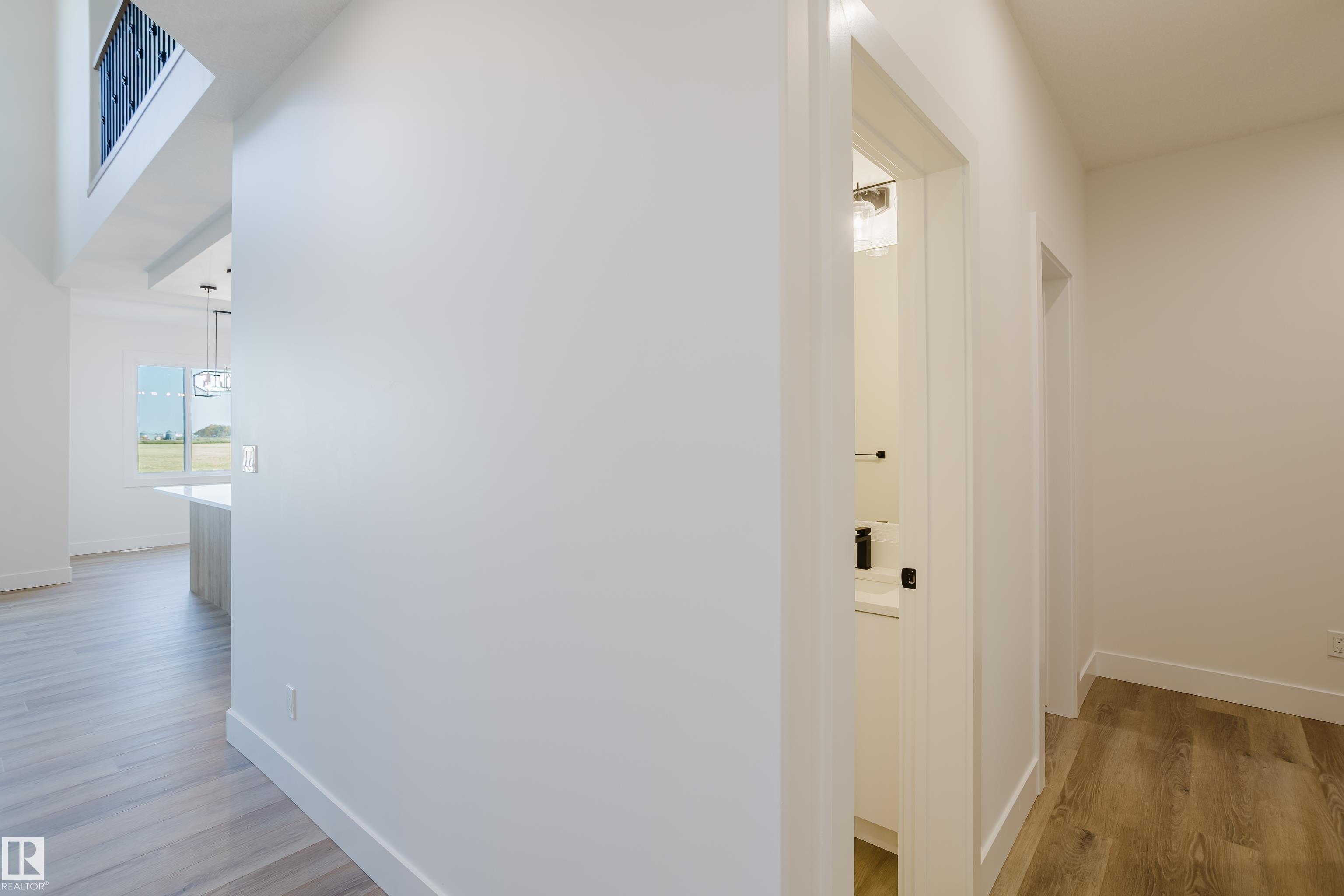 Photo 49 at 331 Bluff Cove, Black Stone, Leduc