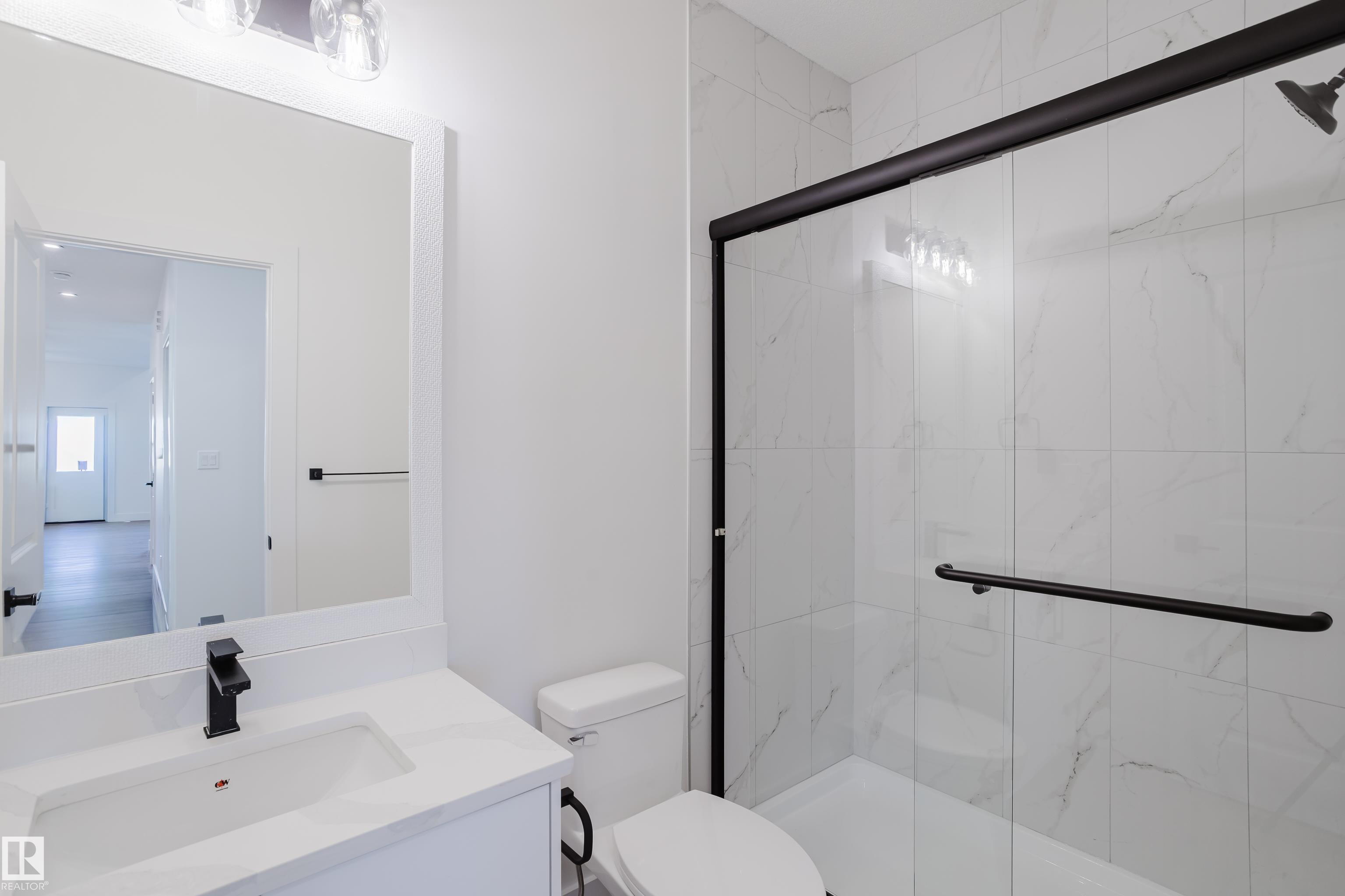 Photo 6 at 331 Bluff Cove, Black Stone, Leduc