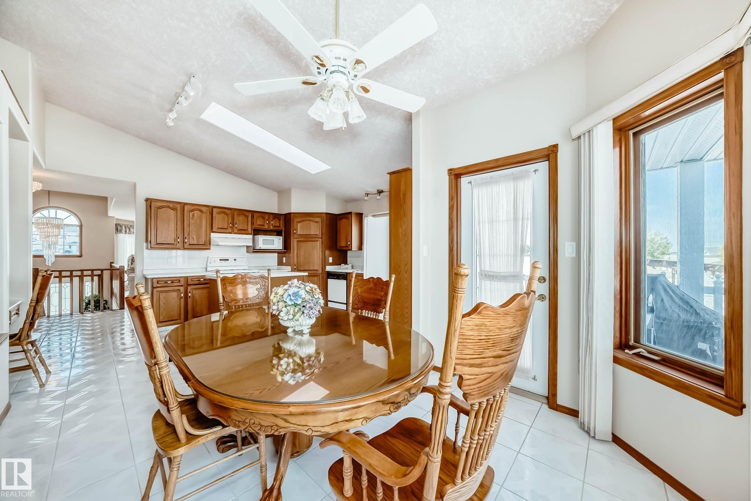 Photo 16 at 16135 56 Street NW, Hollick-Kenyon, Edmonton