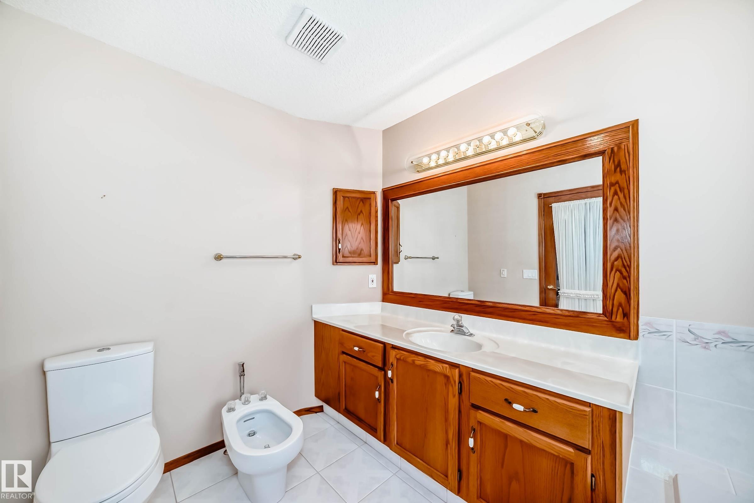 Photo 34 at 16135 56 Street NW, Hollick-Kenyon, Edmonton