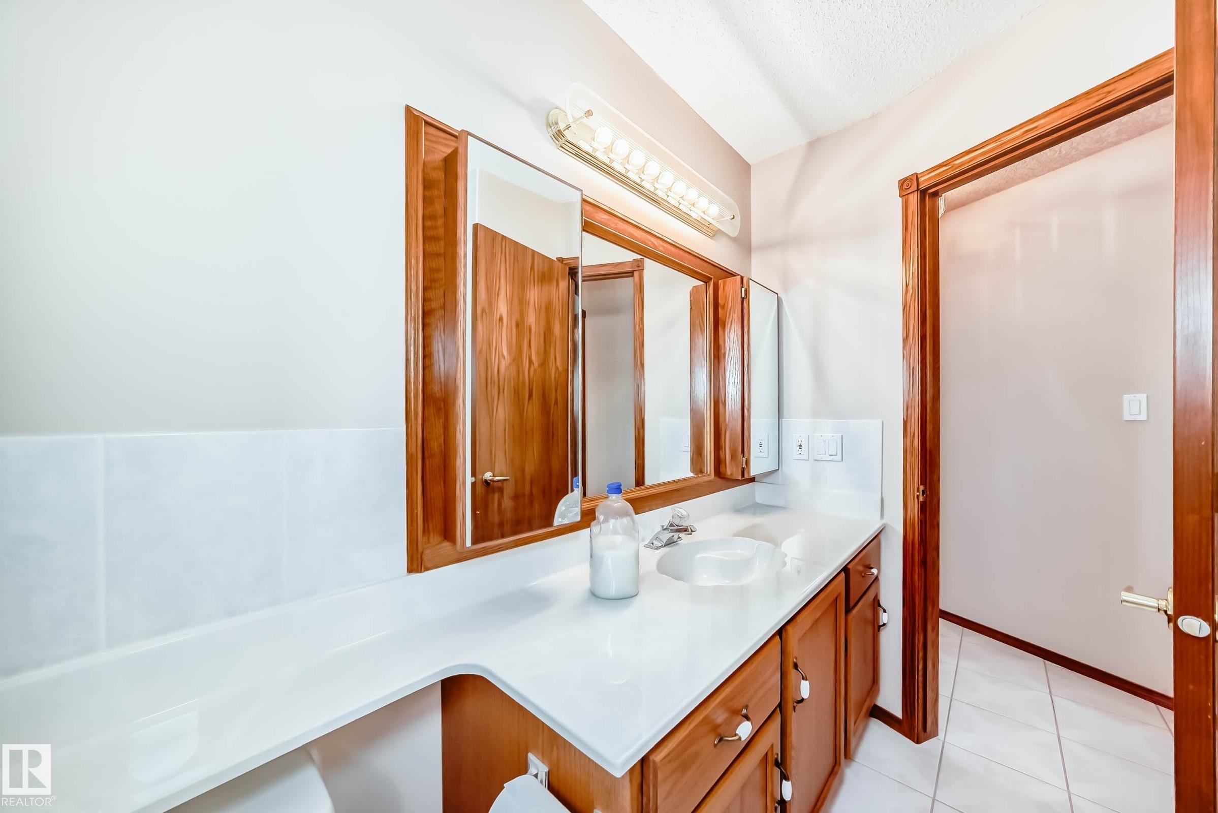 Photo 41 at 16135 56 Street NW, Hollick-Kenyon, Edmonton