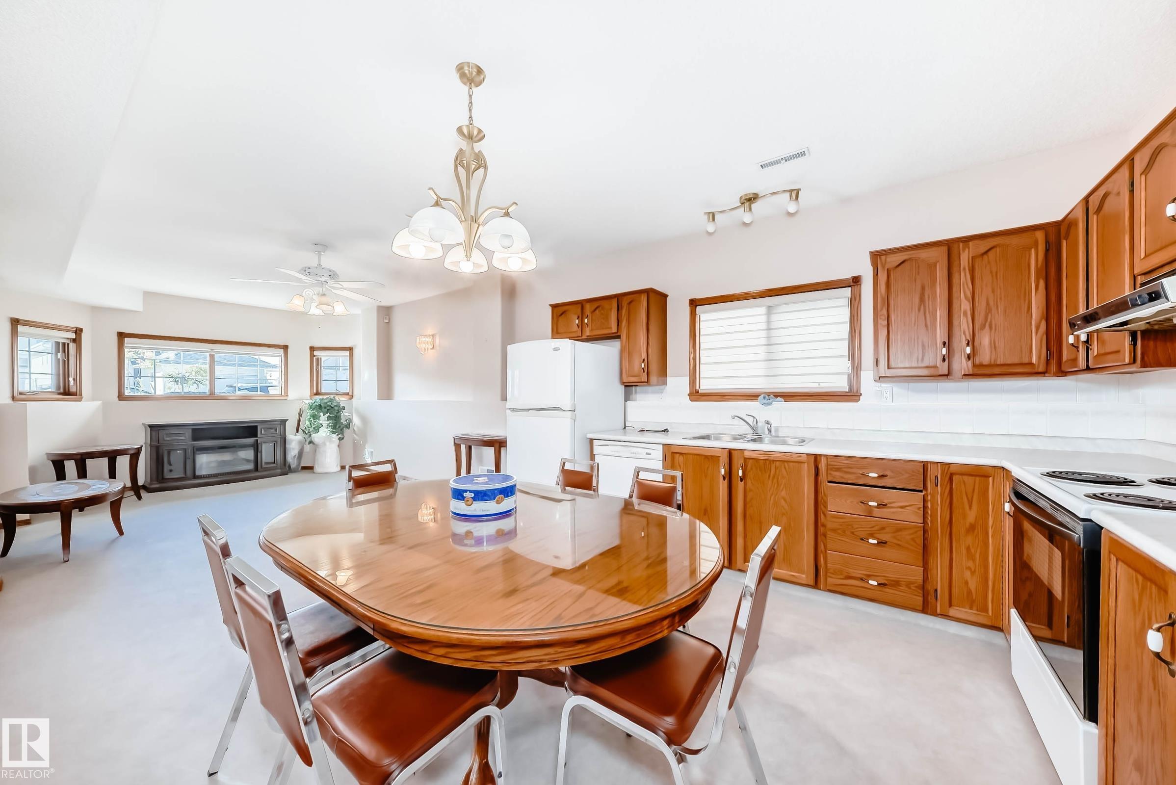 Photo 52 at 16135 56 Street NW, Hollick-Kenyon, Edmonton