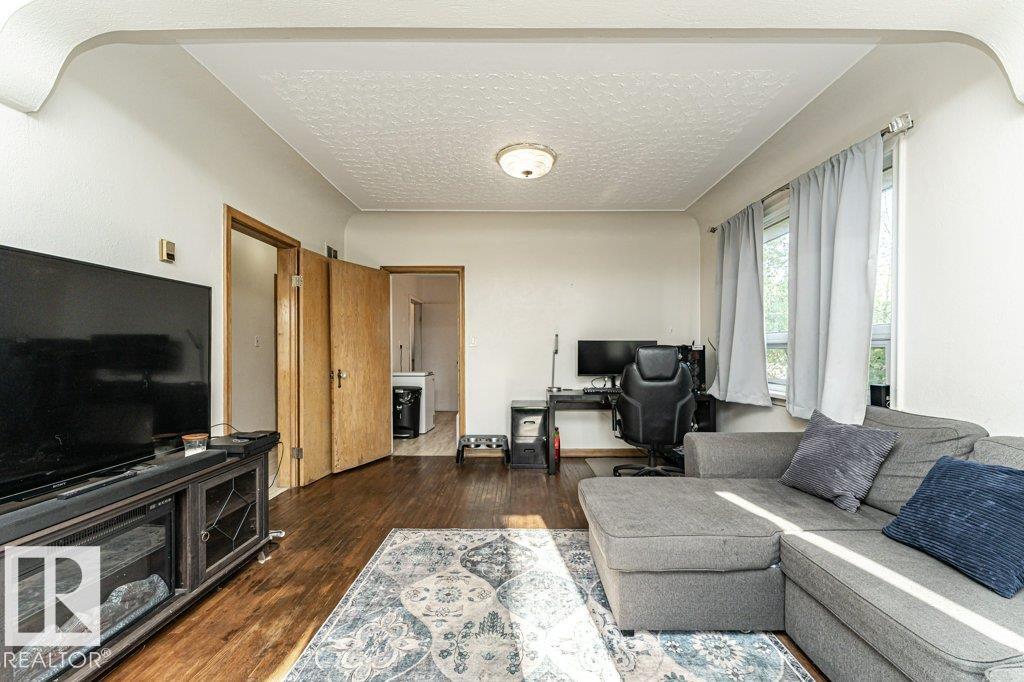 Photo 4 at 10012 96a Avenue, Sherridon Heights, Fort Saskatchewan