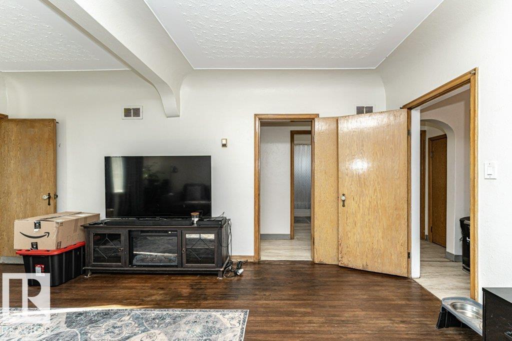 Photo 7 at 10012 96a Avenue, Sherridon Heights, Fort Saskatchewan