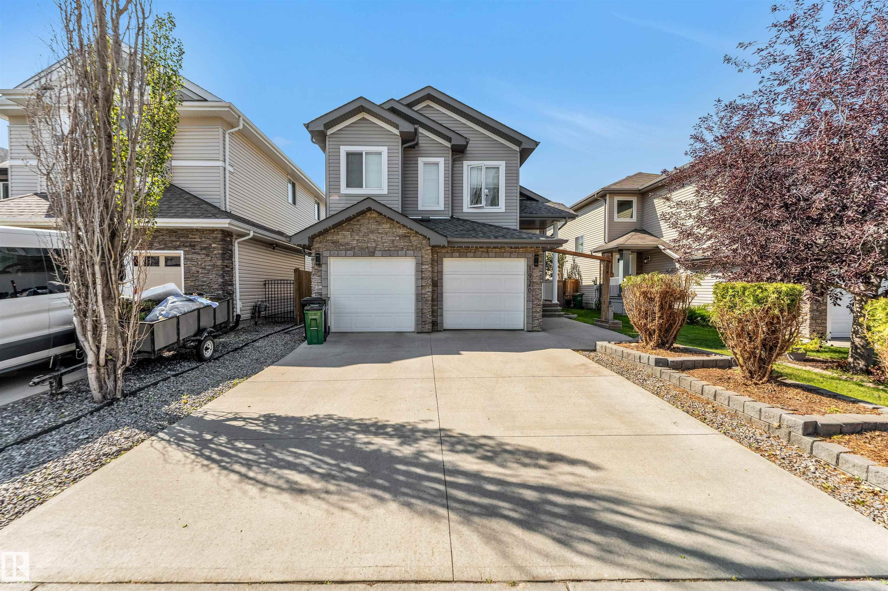 Photo 2 at 1920 69 Street SW, Summerside, Edmonton