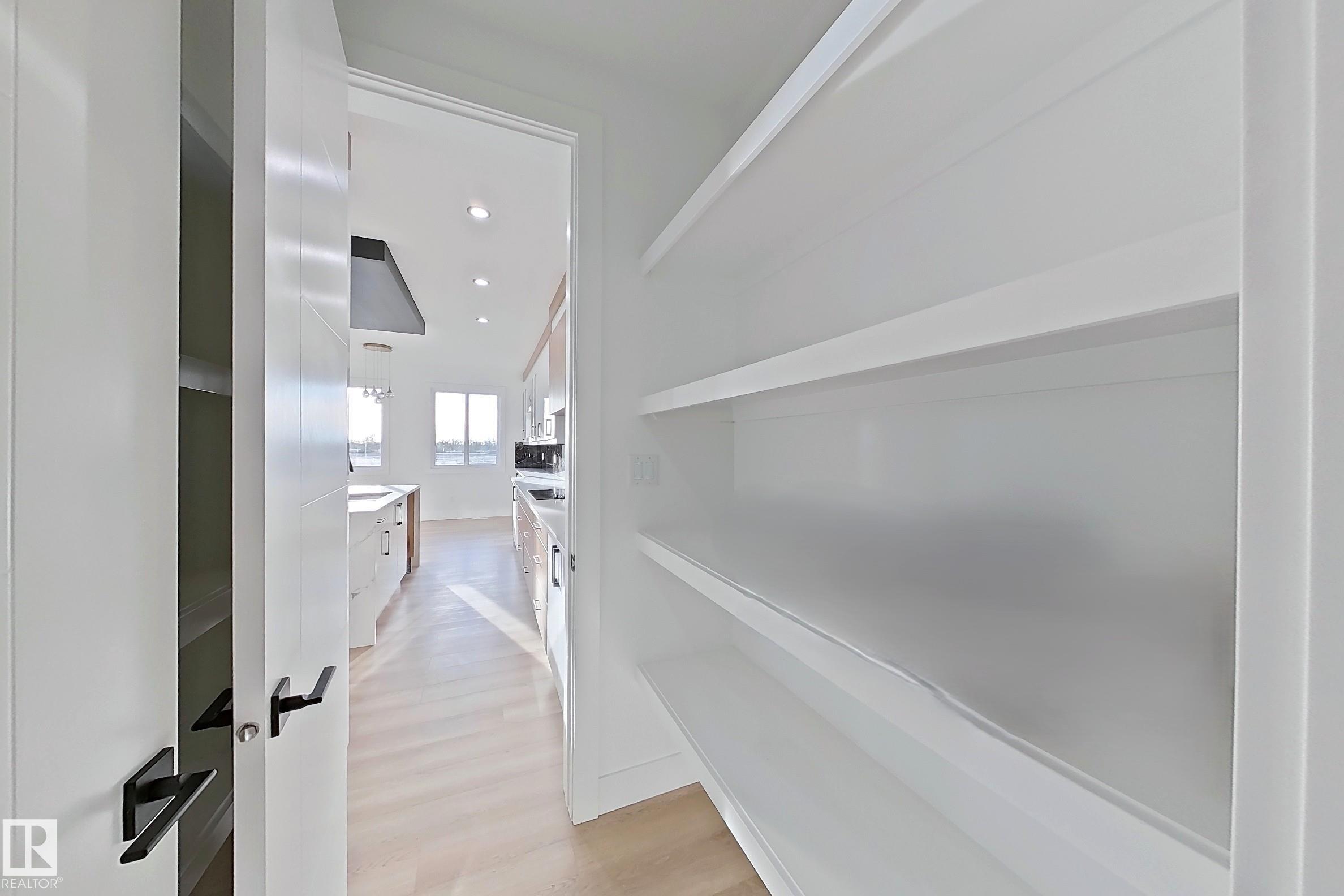 Photo 20 at 144 Edgewater Cir, Southfork, Leduc