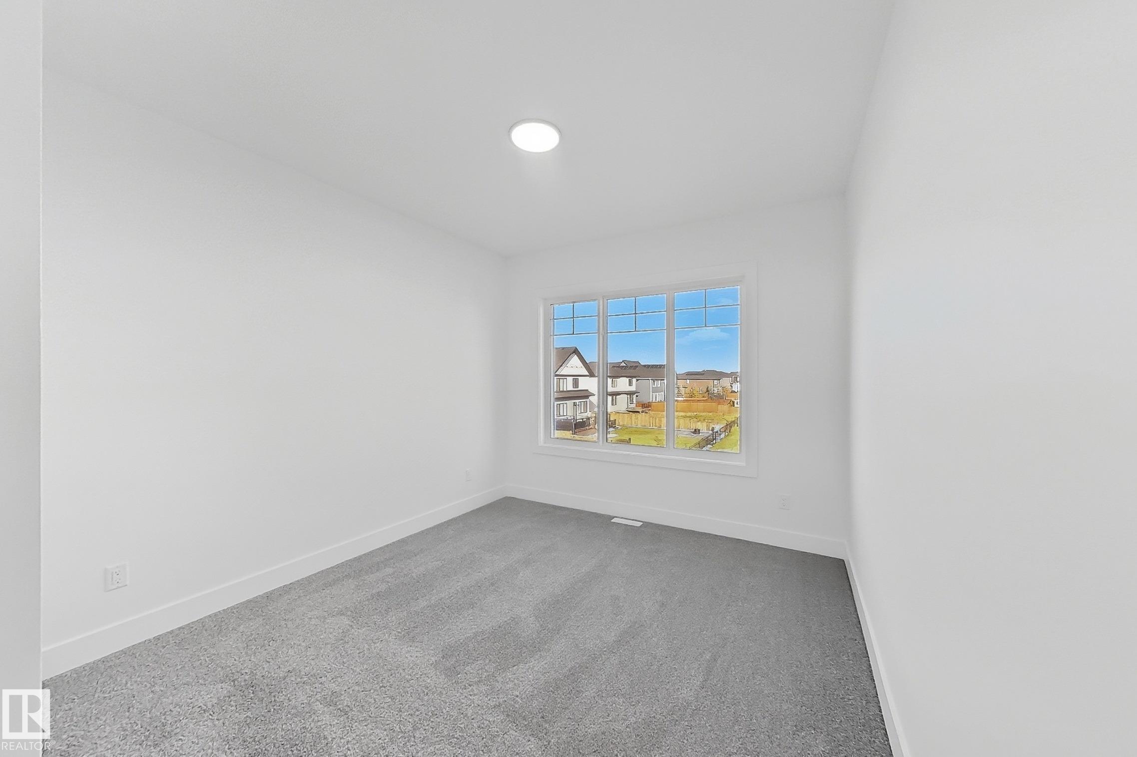 Photo 33 at 144 Edgewater Cir, Southfork, Leduc