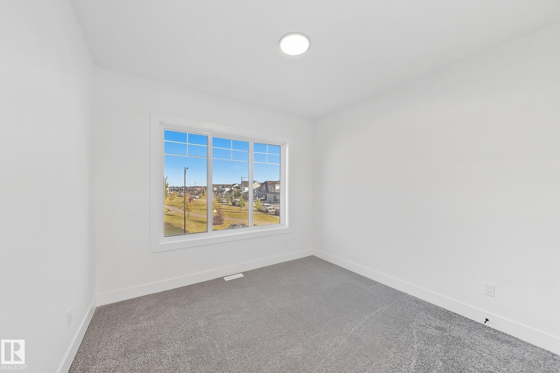 Photo 34 at 144 Edgewater Cir, Southfork, Leduc