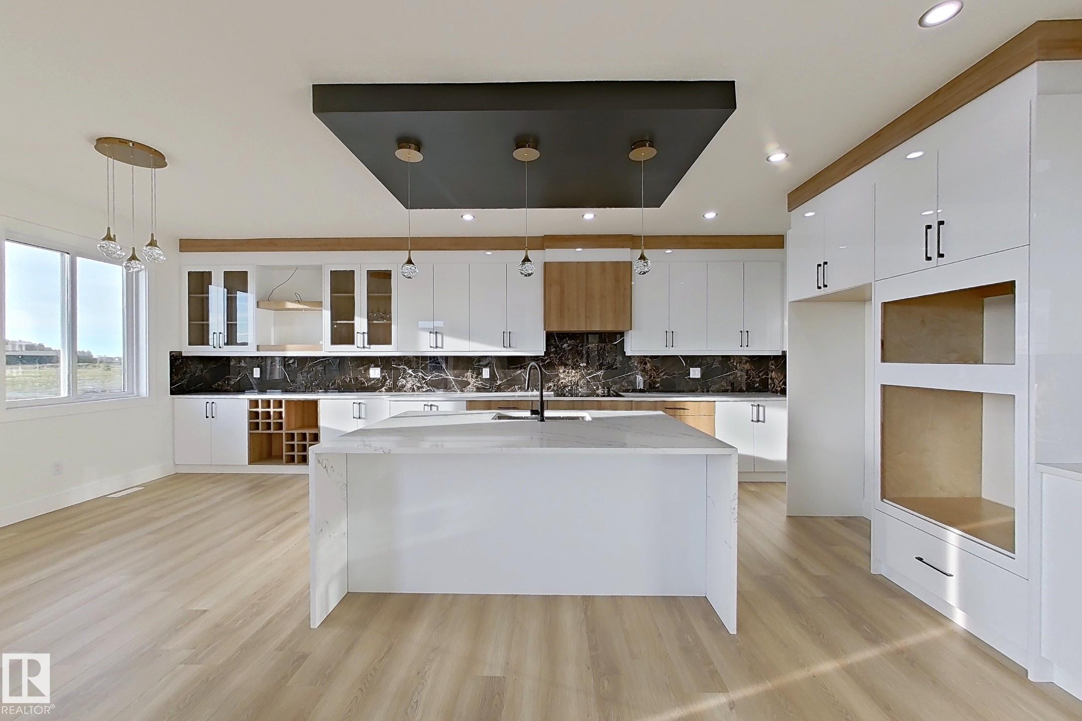 Photo 9 at 144 Edgewater Cir, Southfork, Leduc