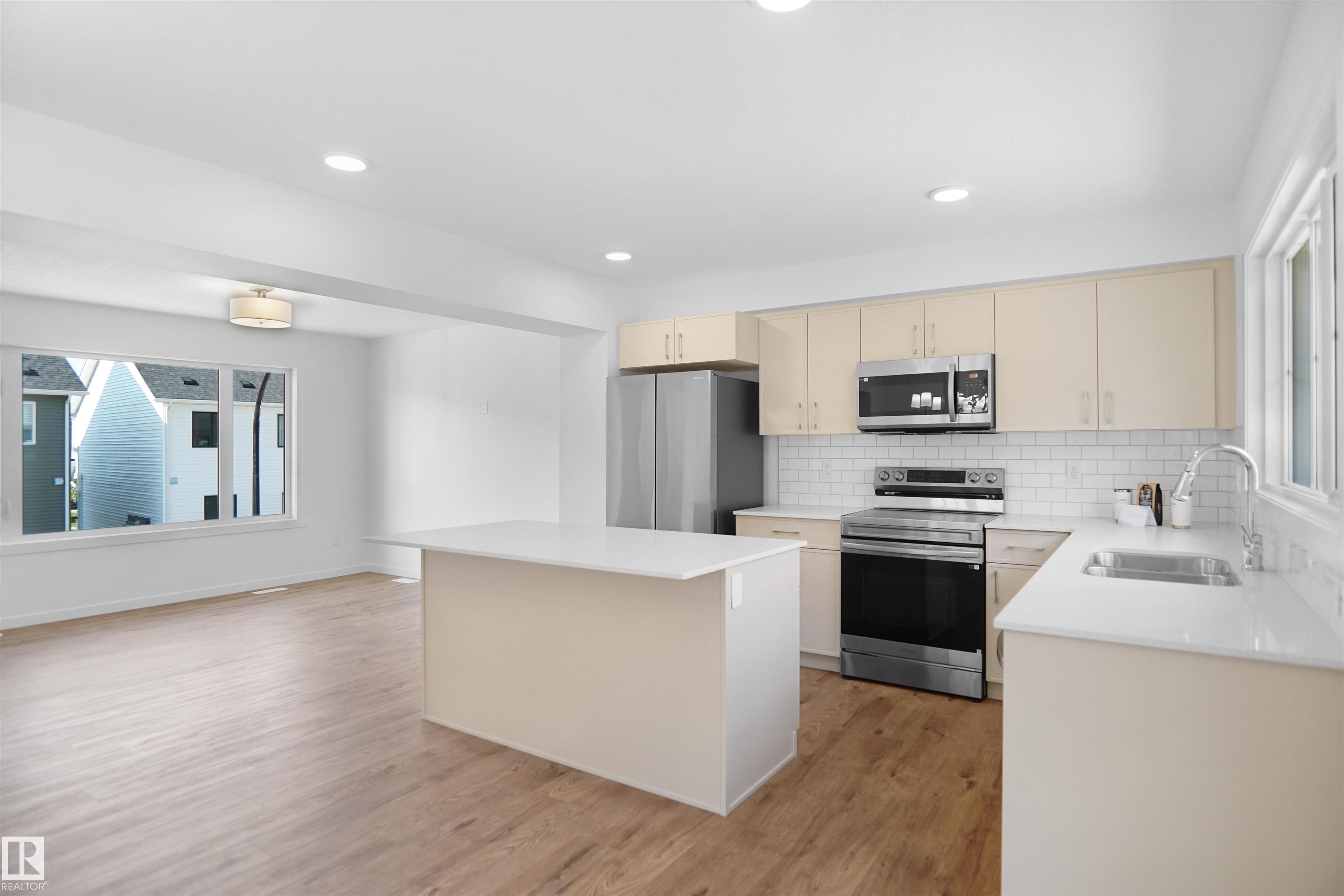 Photo 11 at 59 - 525 Secord Boulevard NW, Secord, Edmonton