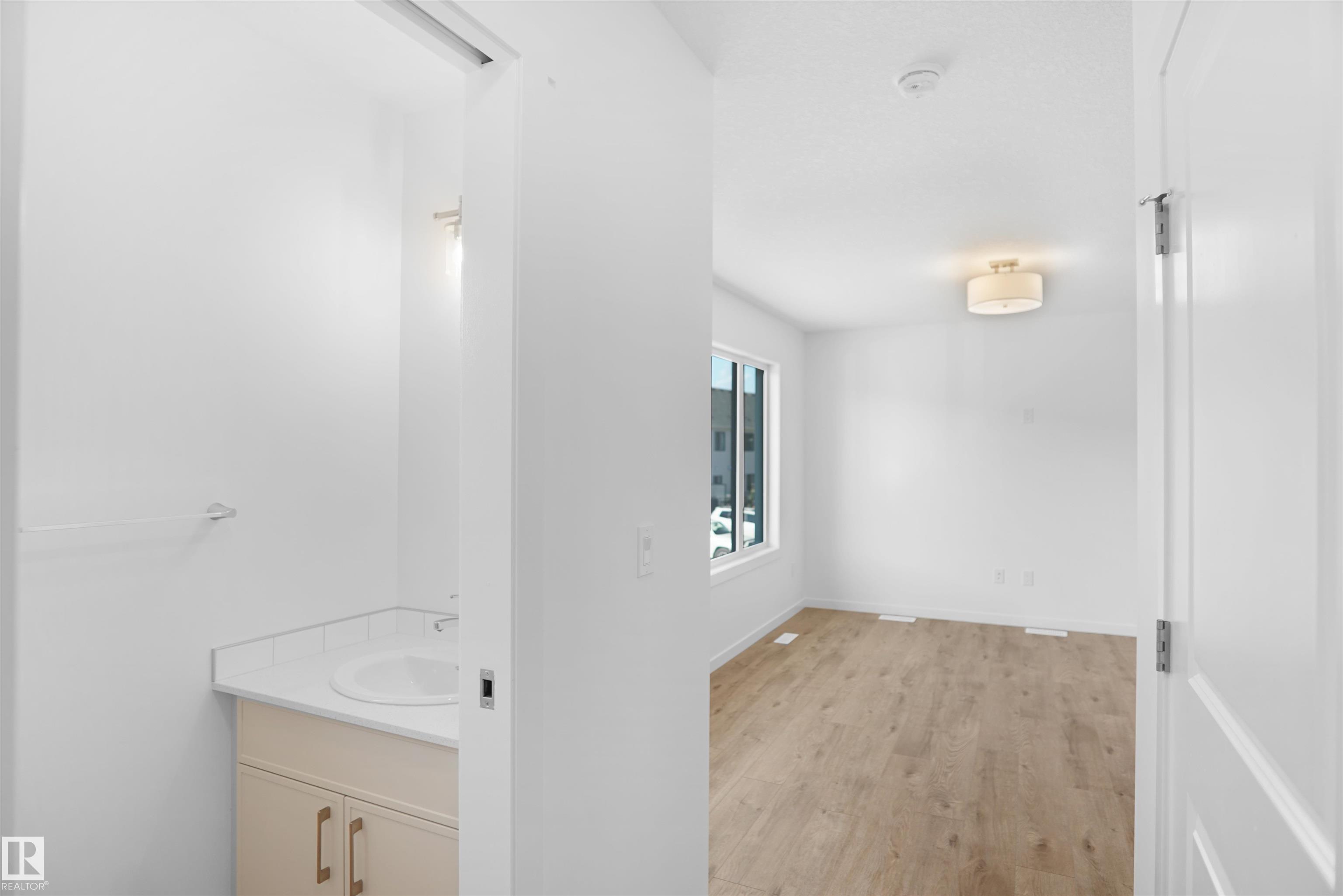 Photo 7 at 59 - 525 Secord Boulevard NW, Secord, Edmonton
