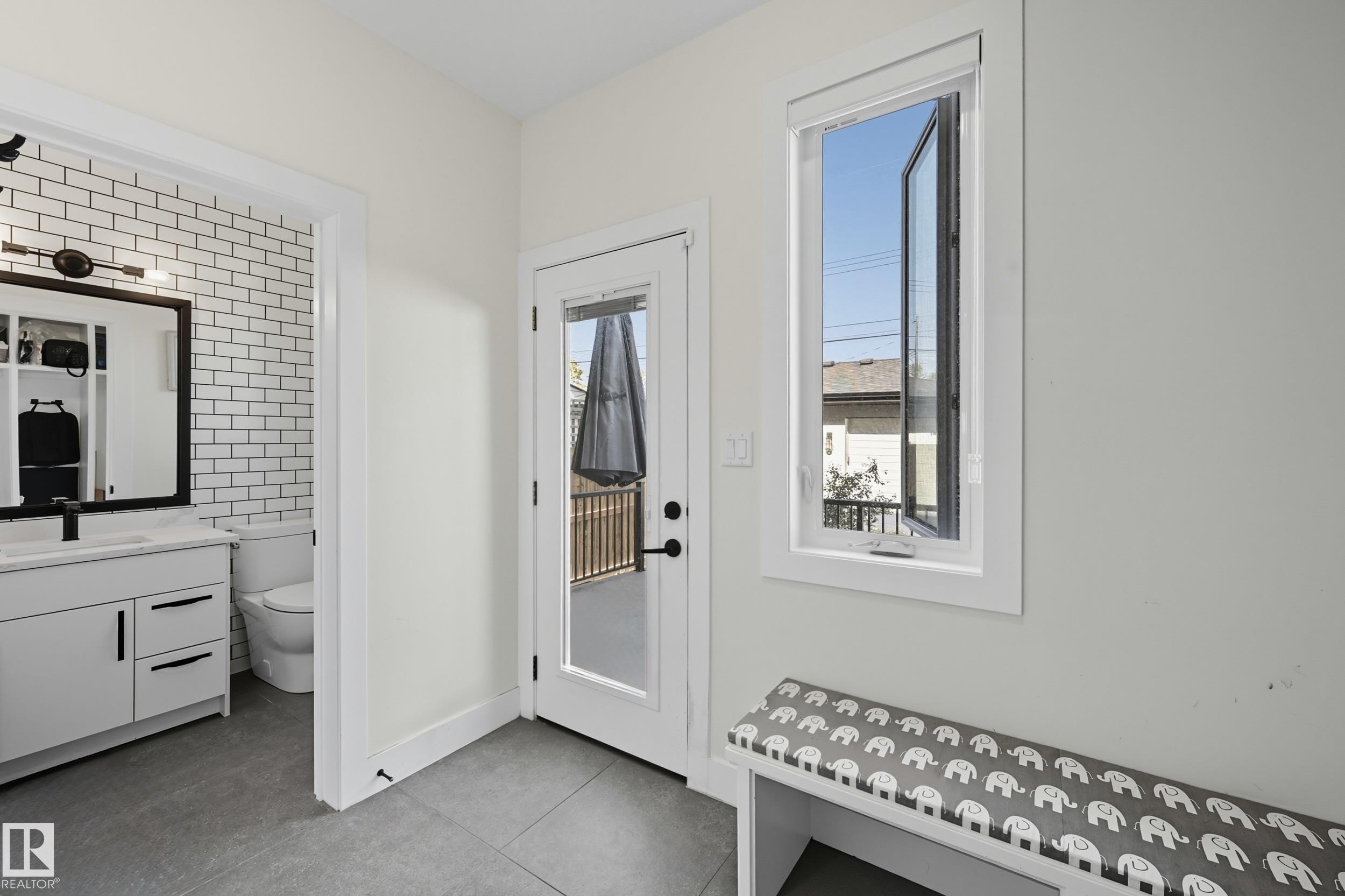 Photo 18 at 8806 85 Avenue NW, Bonnie Doon, Edmonton