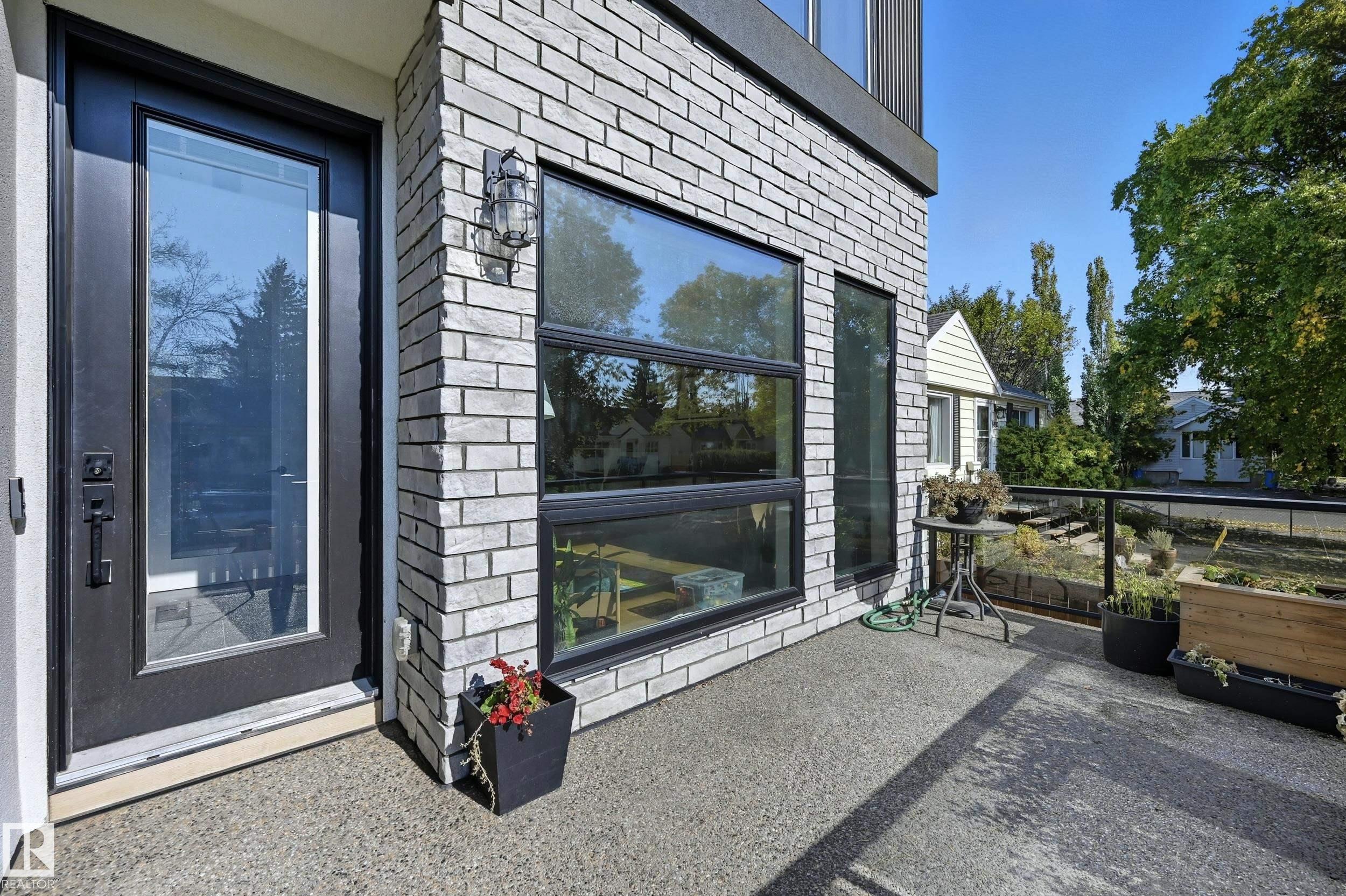 Photo 3 at 8806 85 Avenue NW, Bonnie Doon, Edmonton
