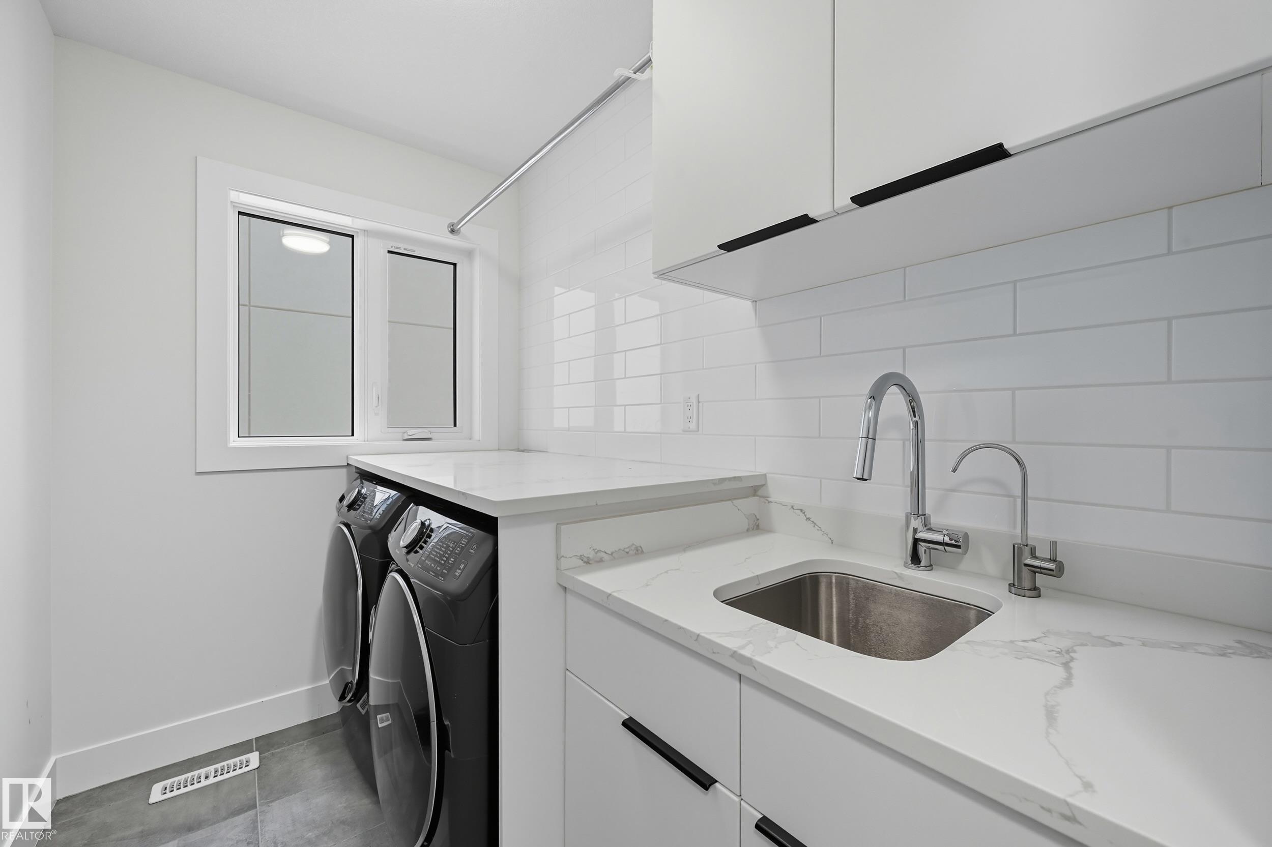 Photo 36 at 8806 85 Avenue NW, Bonnie Doon, Edmonton
