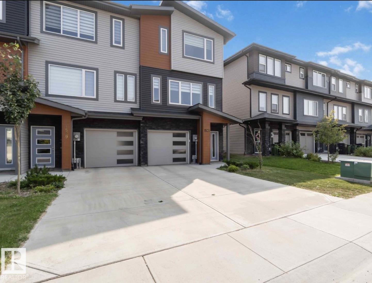 Photo 2 at 1531 157 Street SW, Glenridding Ravine, Edmonton