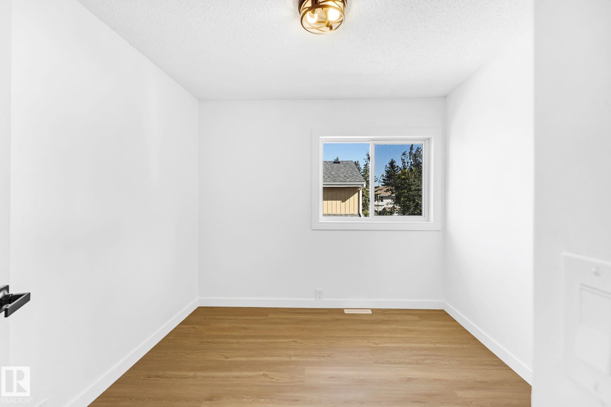 Photo 26 at 3867 85 Street NW, Richfield, Edmonton