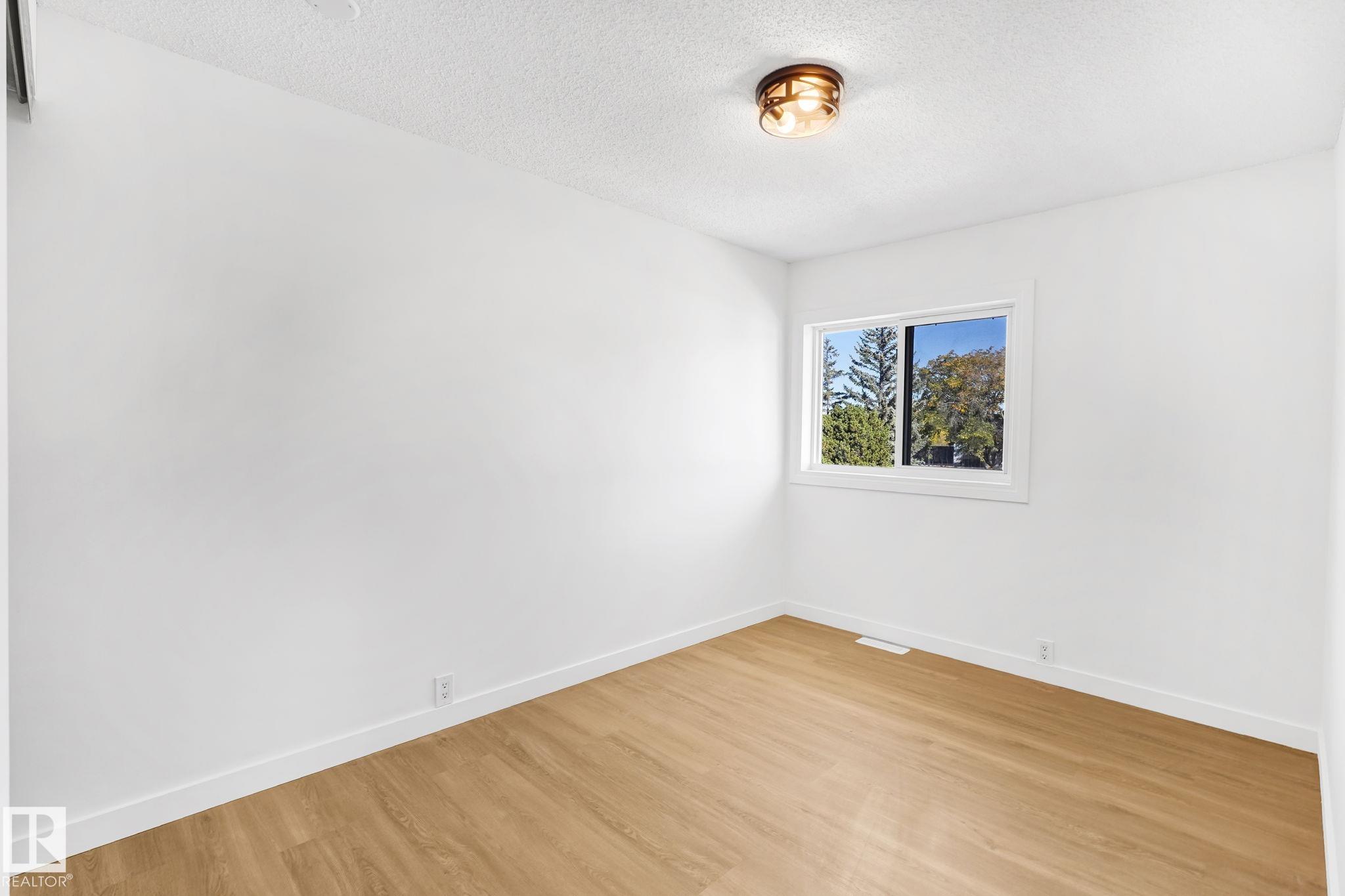 Photo 27 at 3867 85 Street NW, Richfield, Edmonton
