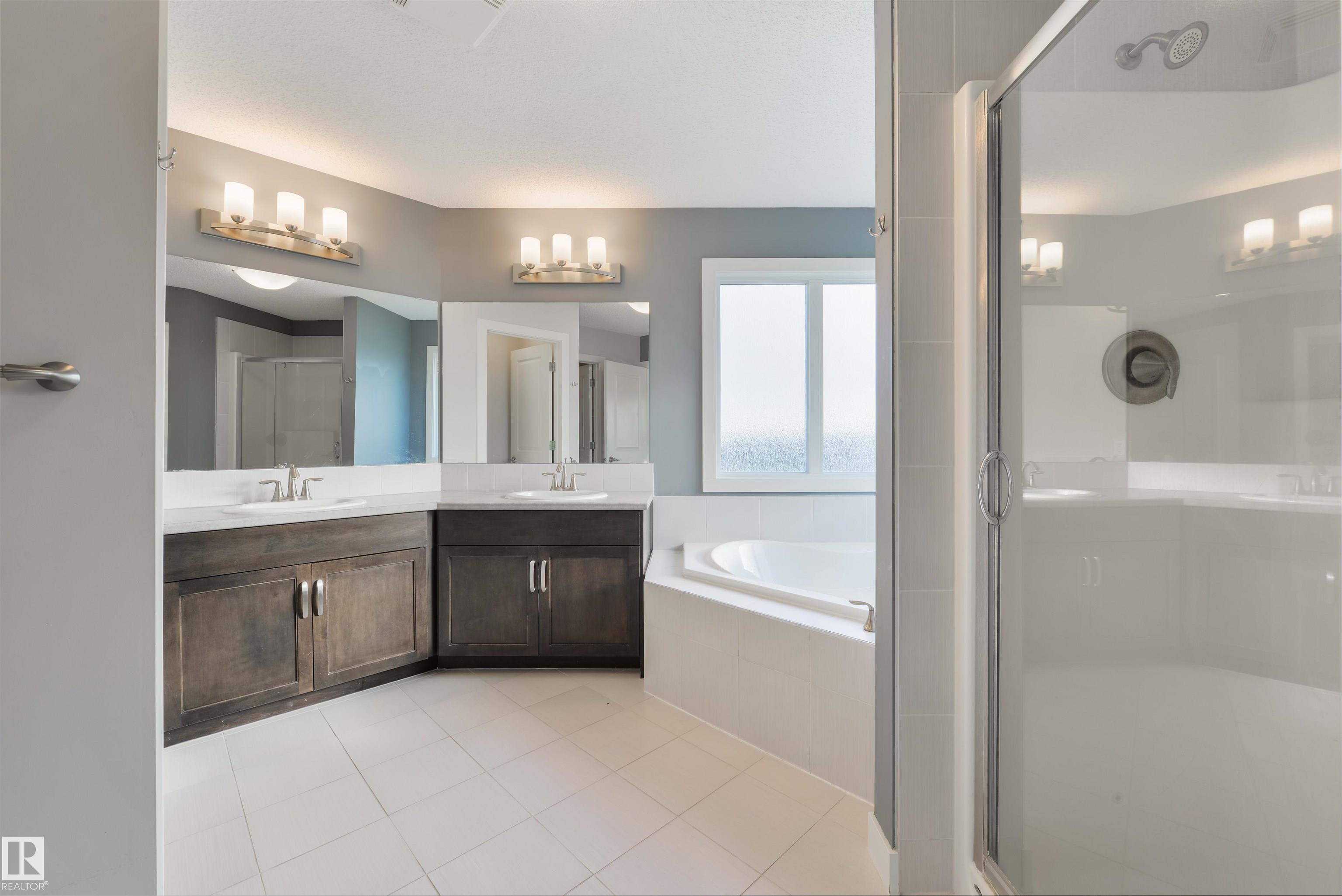 Photo 43 at 63 Dalquist Bay, Tribute, Leduc